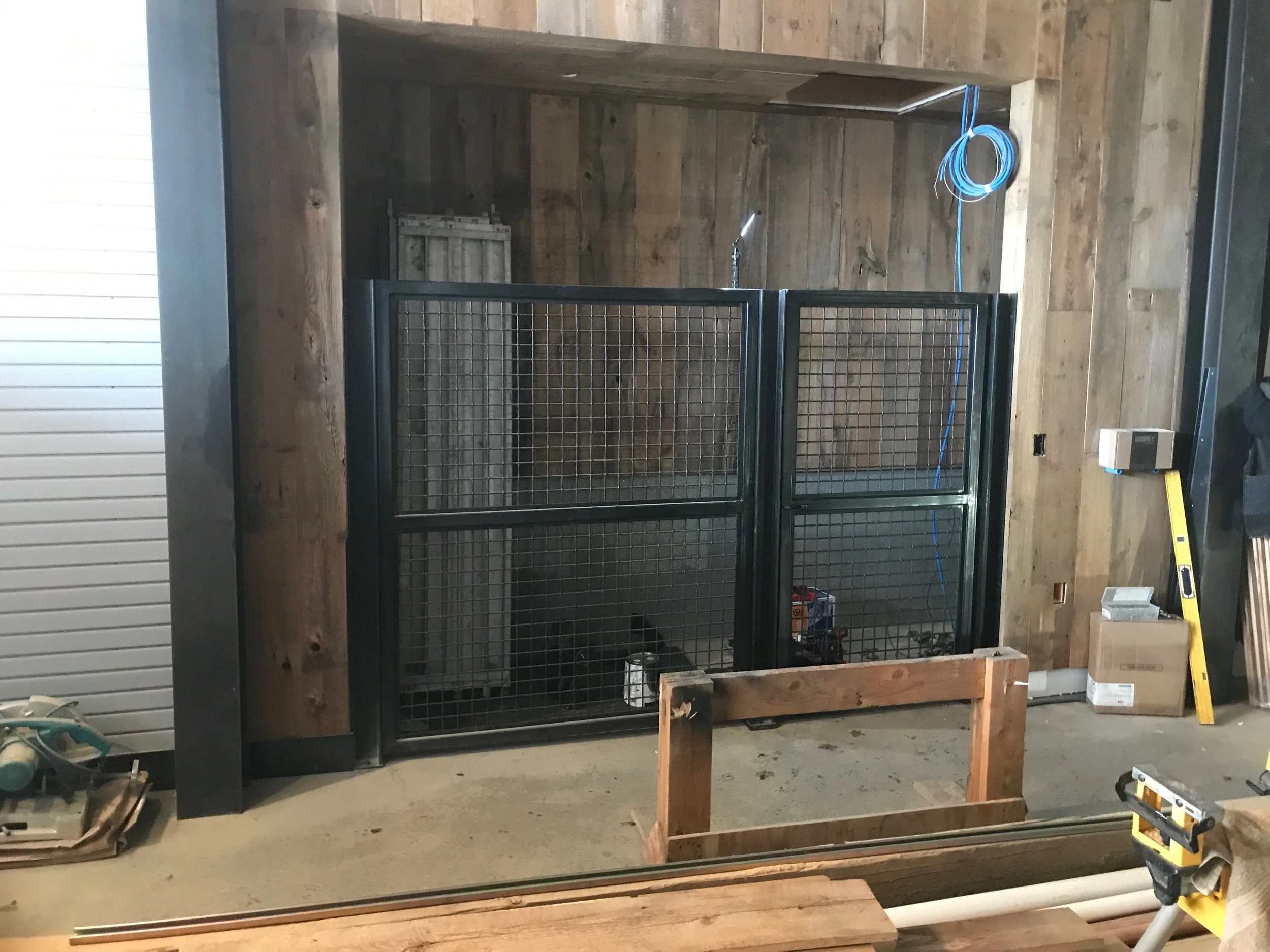 dog kennel