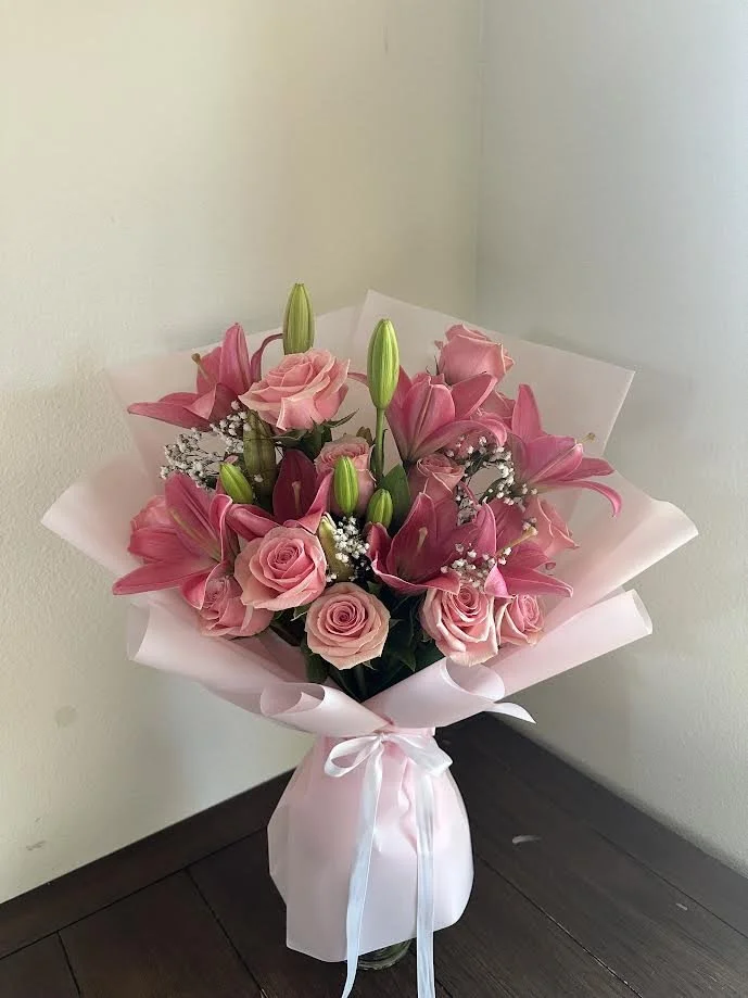 Soft Pink Rose & Calla Lily Bouquet