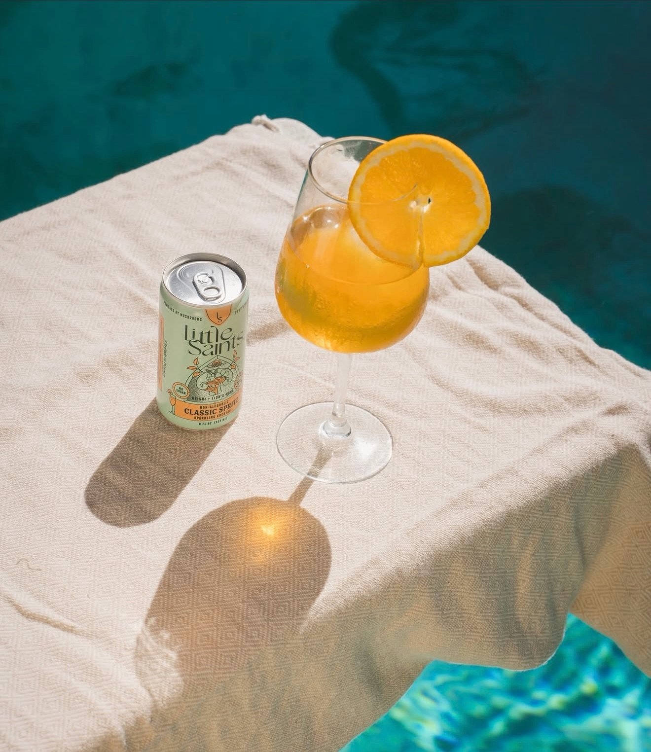 Poolside behavior, in a can. 

@littlesaintsco newest sip is giving prosecco-inspired bubbles, tangerine citrus, and just the right bittersweet finish. 🍊

Boosted with organic reishi, lion&rsquo;s mane, and damiana to lift your spirits and warm your