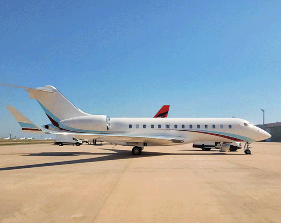 Abercrombie &amp; Kent Small Jet Journeys