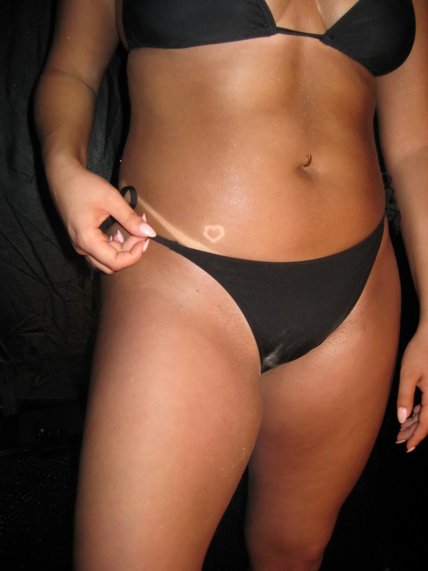 you can tell when it&rsquo;s a good spray tan🤭

#kcspraytan #kansascityspraytan #toastekc #overlandpark #leawoodks prairievillage kansascitybeauty spraytanartist customspraytan airbrushtan luxurybeauty esthetickc kansascityesthetician bridalbeautykc