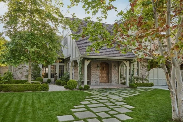 residential landscaping project Los Angeles