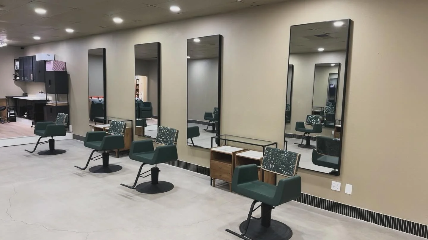 Come join our team! We are looking for booth renters! Currently we have open chairs and a nail station (gel enhancements only). We have European shampoo bowls that you can stand or sit behind. Newly renovated salon in Spokane valley. 20 minutes from 