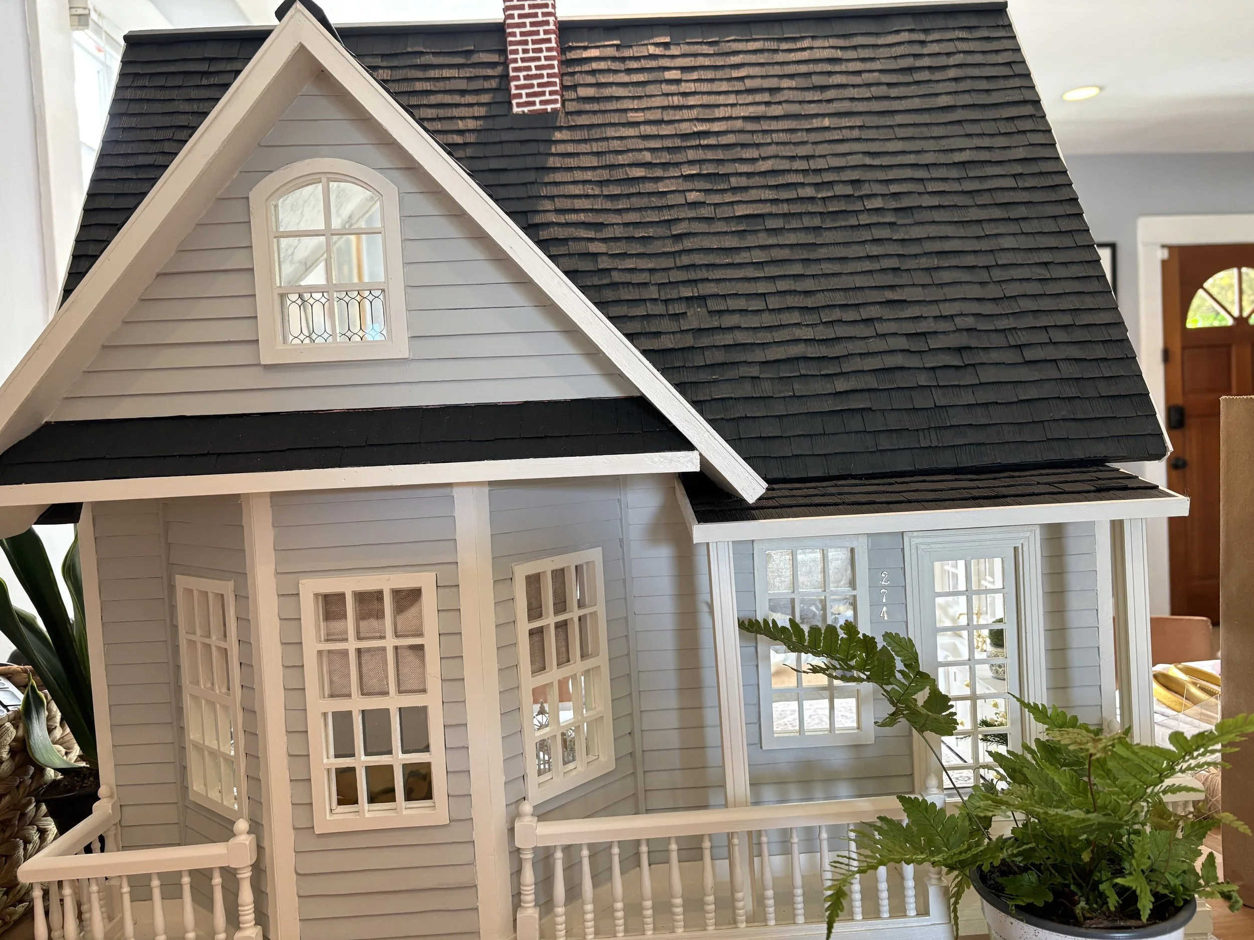 The Montlake House by Greenfield Dollhouses | Catherine Chapman | 1:12 Scale