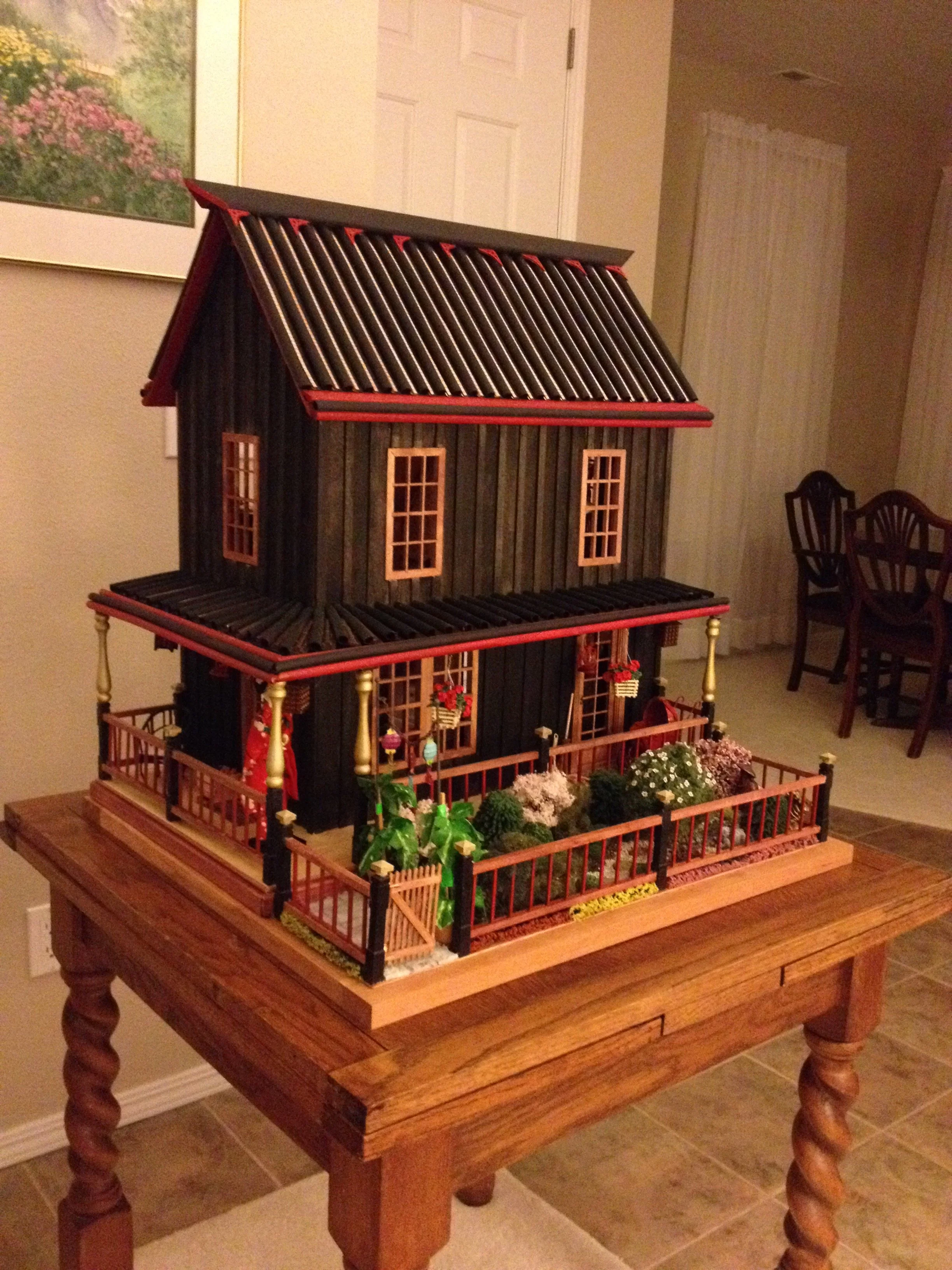 Seller: Susan Arruda
Listing Price: $750
Measurements: 25"L x 23"W x 27"H
Offers: Yes