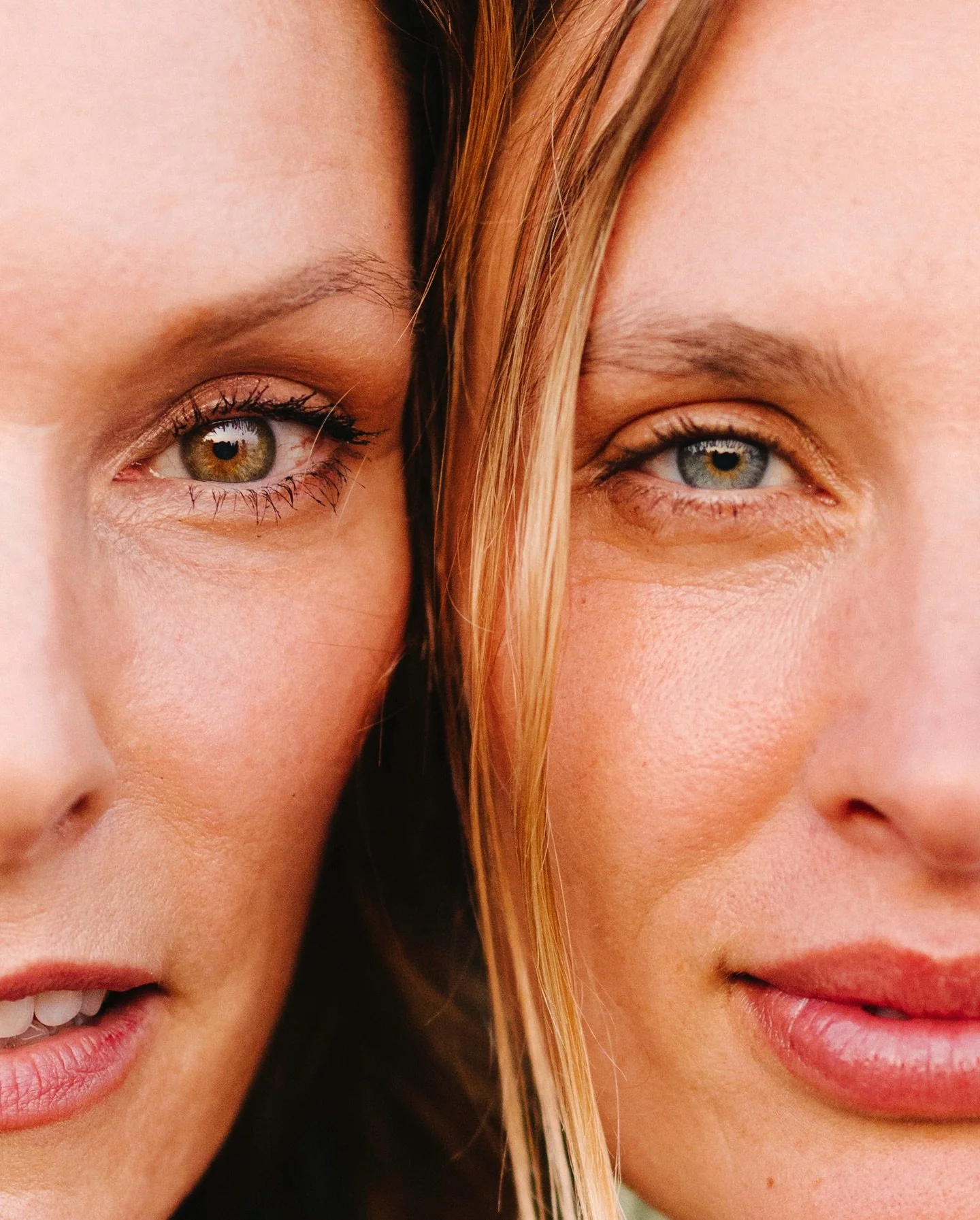 This was very hard to choose&hellip; but some of my absoloute favourites from documenting at the magical @colibrispirit.festival &amp; @colibribeach.corfu 🥰🌻

Which is your favourite slide!? 😍