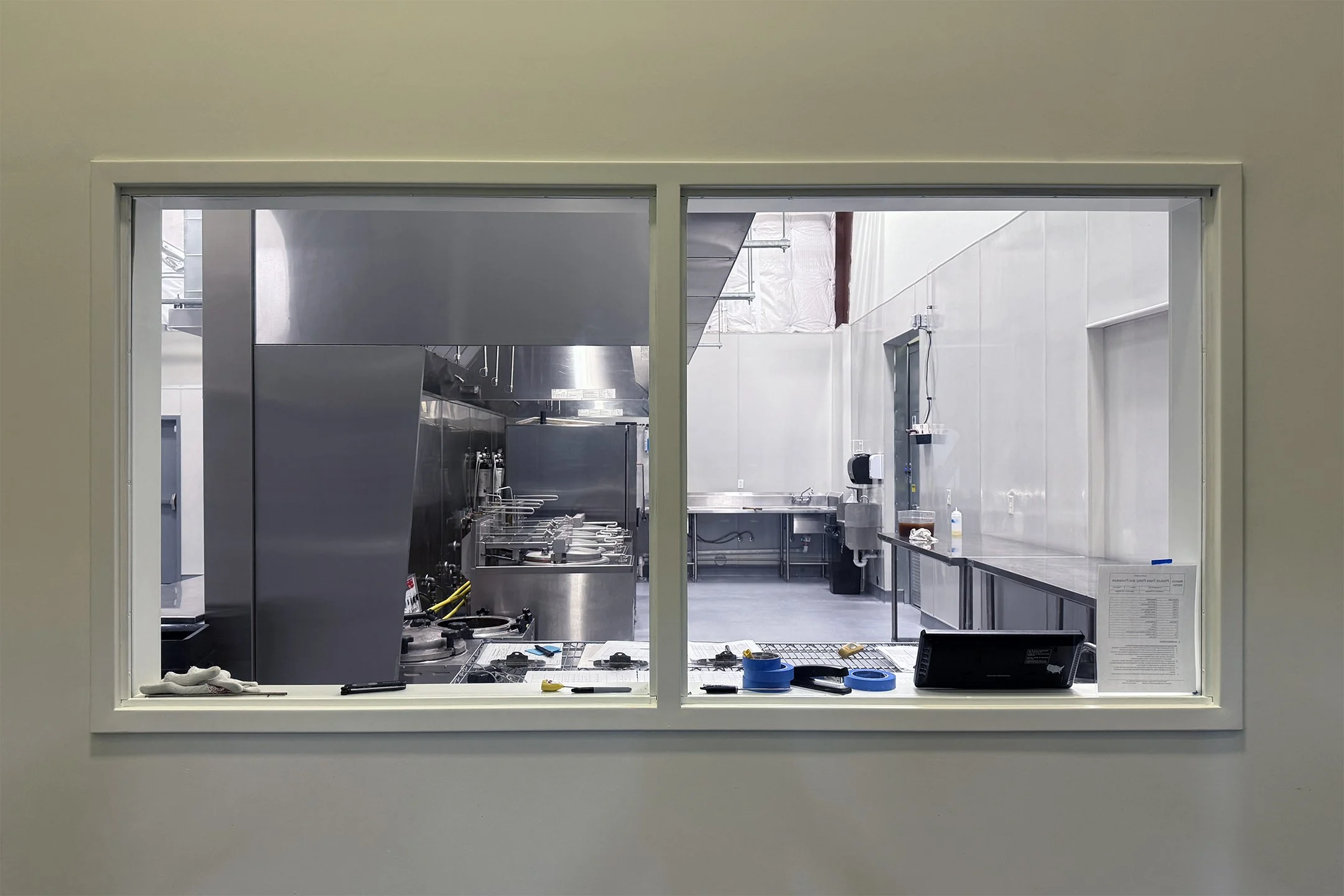 Makinis_Kitchen_03.JPG