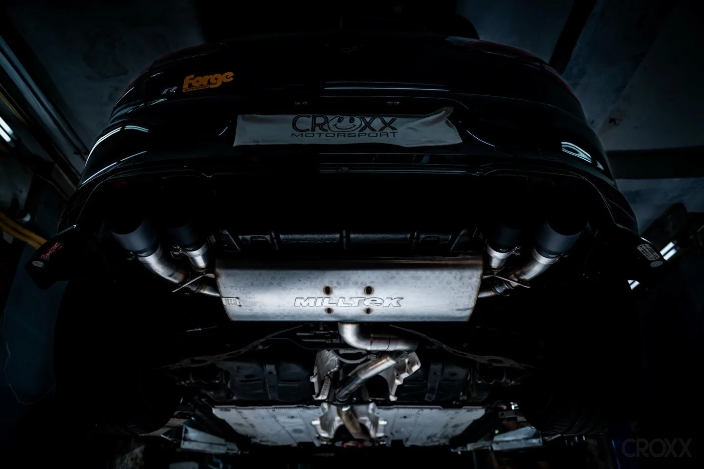 🇬🇧英國𝙈𝙄𝙇𝙇𝙏𝙚𝙆 𝙎𝙥𝙤𝙧𝙩，呢個品牌相信唔需要多介紹
超過40年嘅汽車改裝品牌，代表作當然係 排氣系統
提升馬扭力、雄厚排氣聲、輕量化設計、排氣量更大

是次安裝實例 - VW GOLF 7R
超完美𝙁𝙄𝙏𝙈𝙀𝙉𝙏，同時對應原車排氣閥門開關系統

聲效參考：
https://youtu.be/5CpmIzy4mo0?si=xaWihJF_Cgr4qLyq

提供多種選擇：
𝙏𝙪𝙧𝙗𝙤𝘽𝙖𝙘𝙠, 𝘾𝙖𝙩𝘽𝙖𝙘𝙠, ?