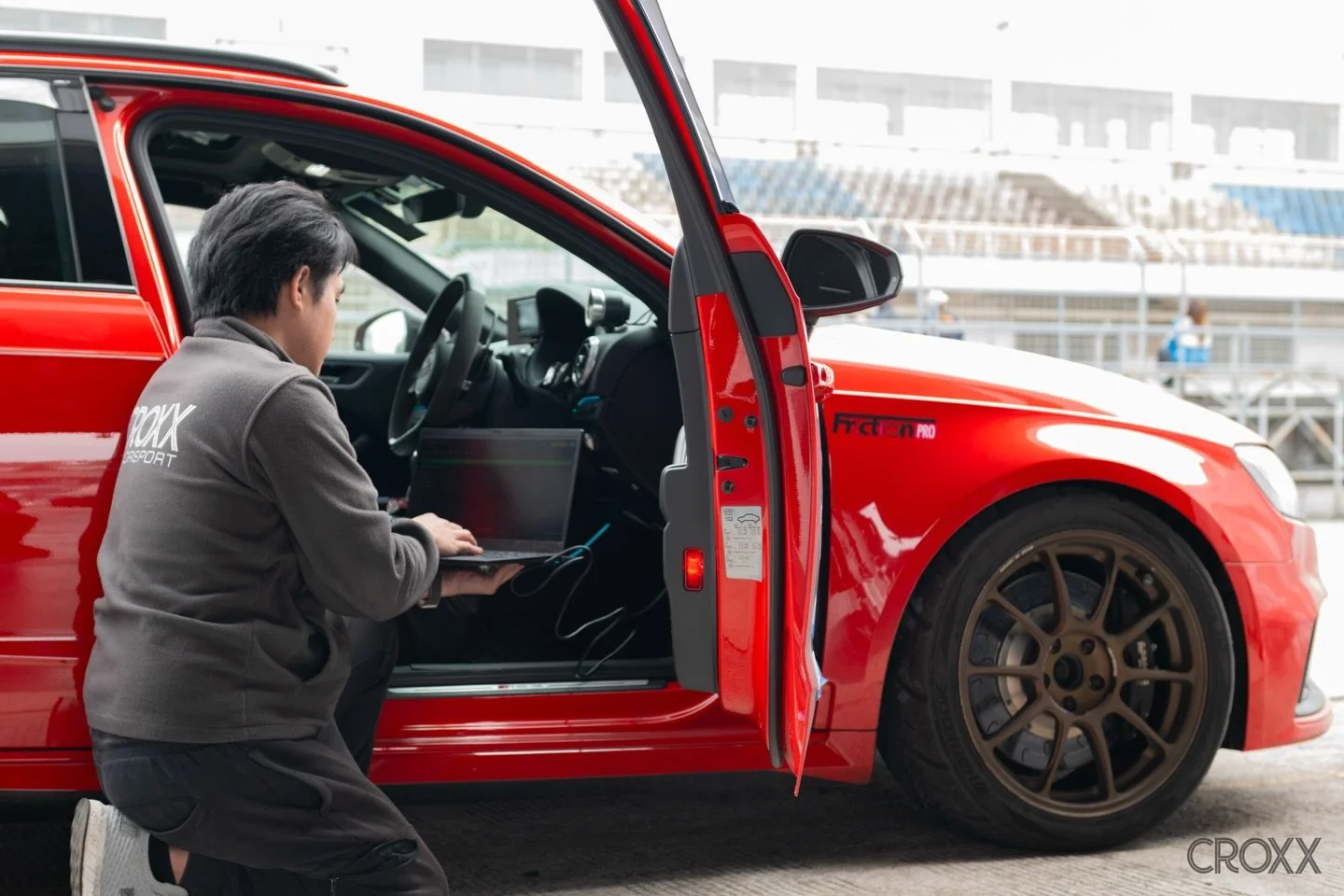 🏁 GIC 賽道實試 編寫 𝙃𝘼𝙇𝘿𝙀𝙓 四驅電腦 
提升𝗤𝘂𝗮𝘁𝘁𝗿𝗼/𝟰𝗠𝗼𝘁𝗶𝗼𝗻系統 加速更快、更好操控
動力分配比從原廠 𝟳𝟬:𝟯𝟬 > 編寫成接近 𝟱𝟬:𝟱𝟬

車主賽道上即時感覺：
大直路開油動力輸出，Feel得到比以前更直接！
高速入彎更指向，車尾更穩定！

🔥解放𝗤𝘂𝗮𝘁𝘁𝗿𝗼/𝟰𝗠𝗼𝘁𝗶𝗼𝗻應有潛力🔥
✓ 更好操控
✓ 提升抓地力
✓ 起步加速更直接
✓ 彎道更穩、出彎更好
✓ 街