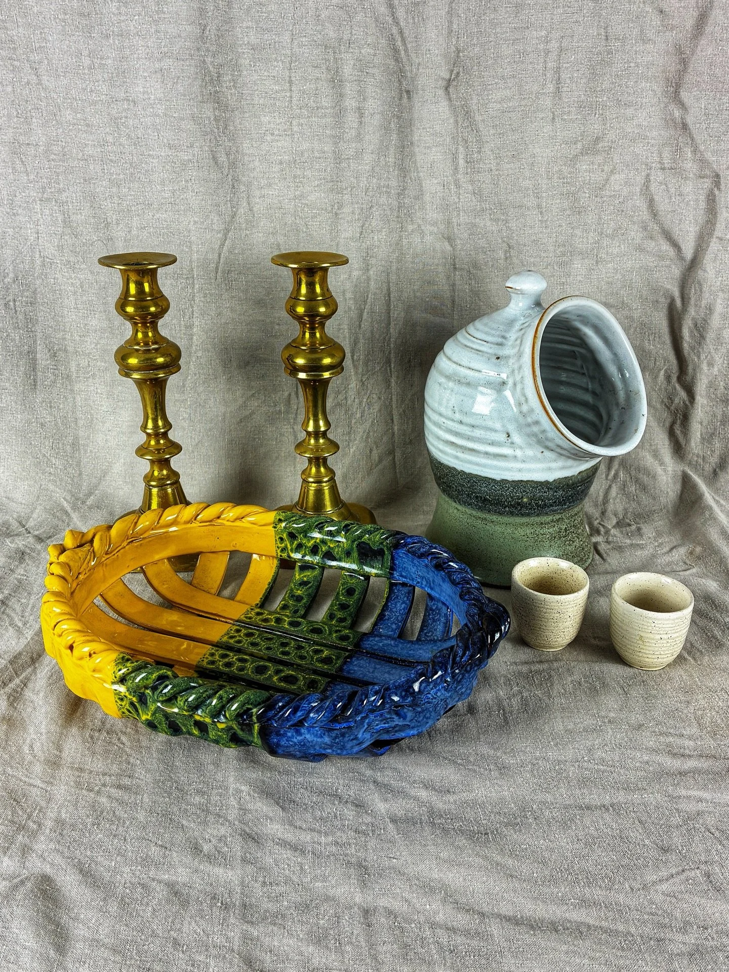 Can&rsquo;t wait to share these pieces with you in our very first vintage drop! 

#vintagedrop #antiquesforsale #vintageceramics #shopsmall #homedecor