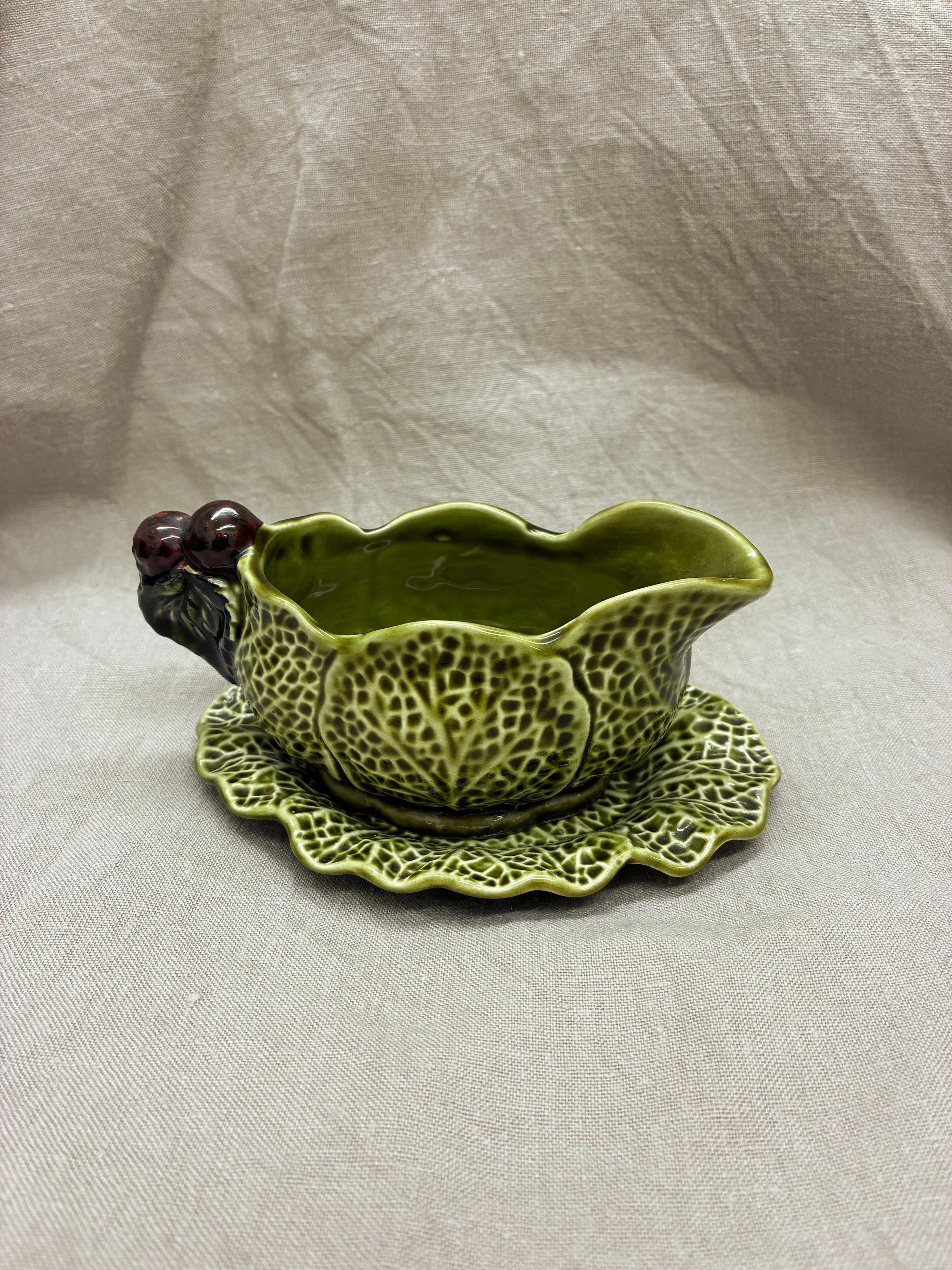 Bertha Cabbage Gravy Boat-2.jpg