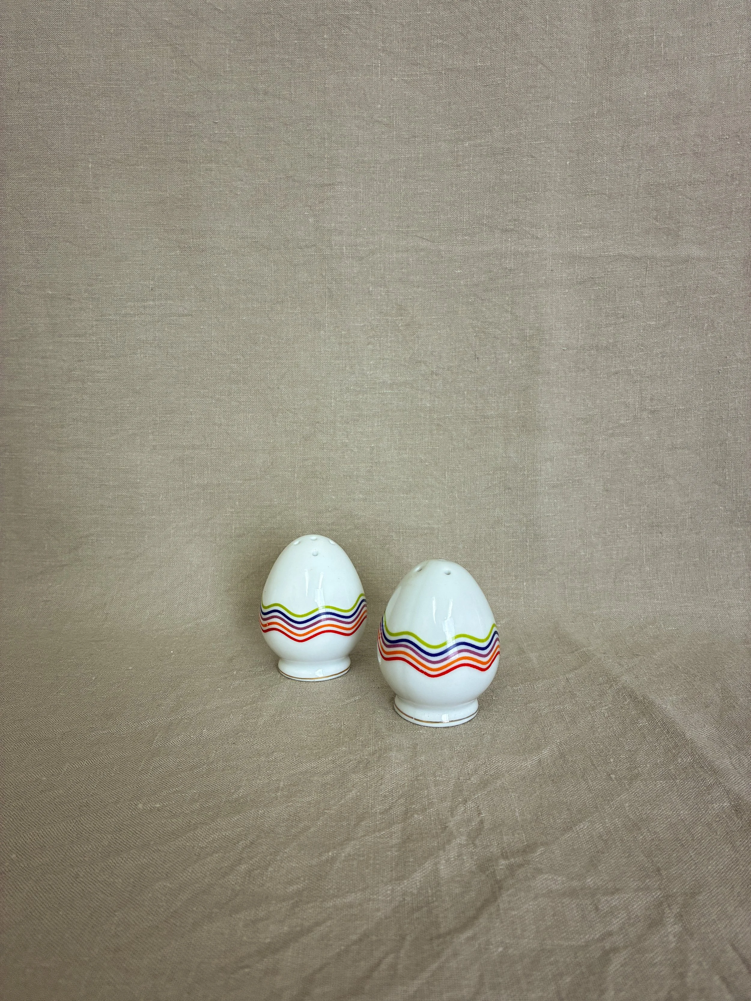 Rainbowave Salt & Pepper Shaker Set-3.jpg