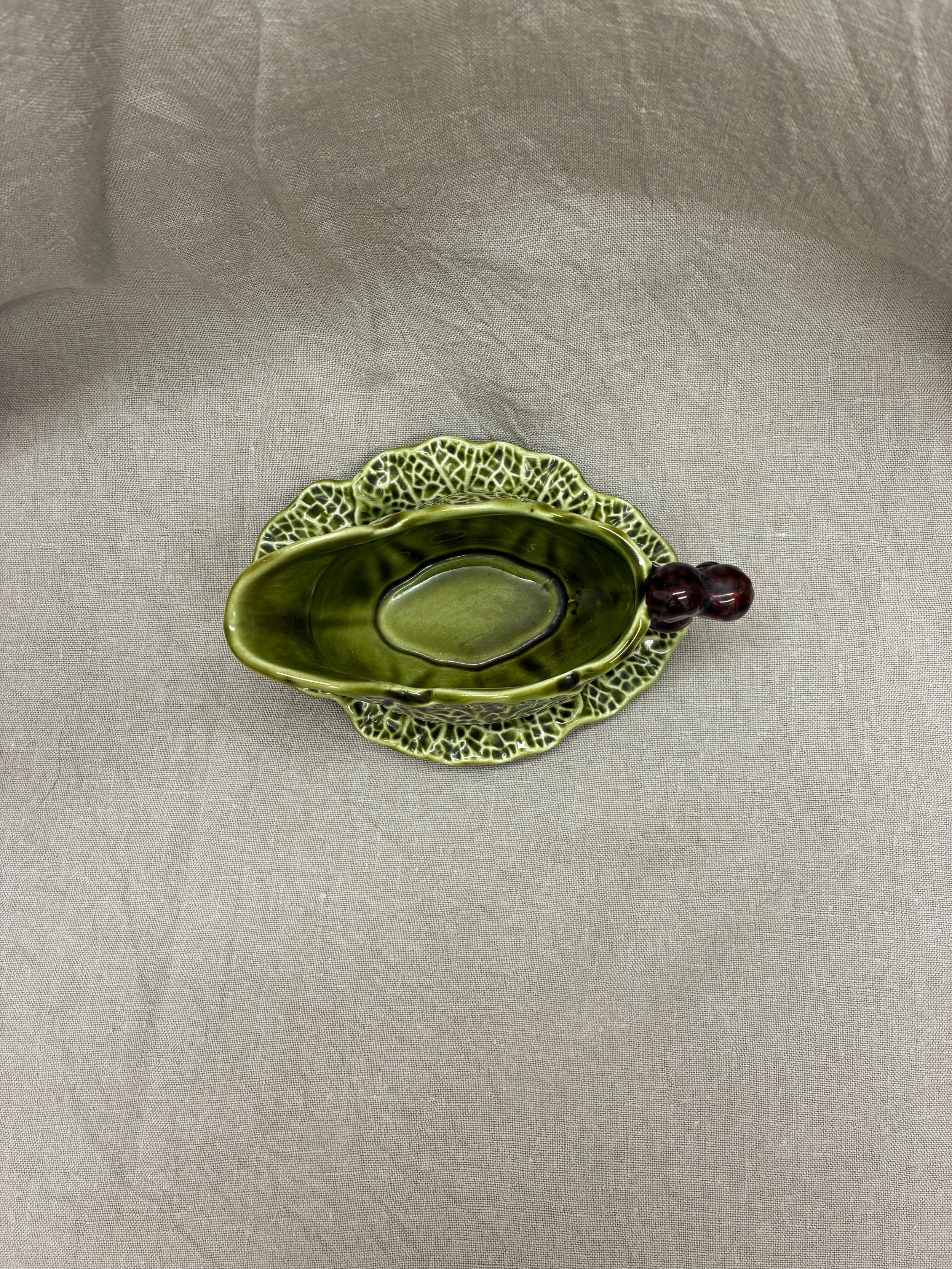 Bertha Cabbage Gravy Boat-3.jpg