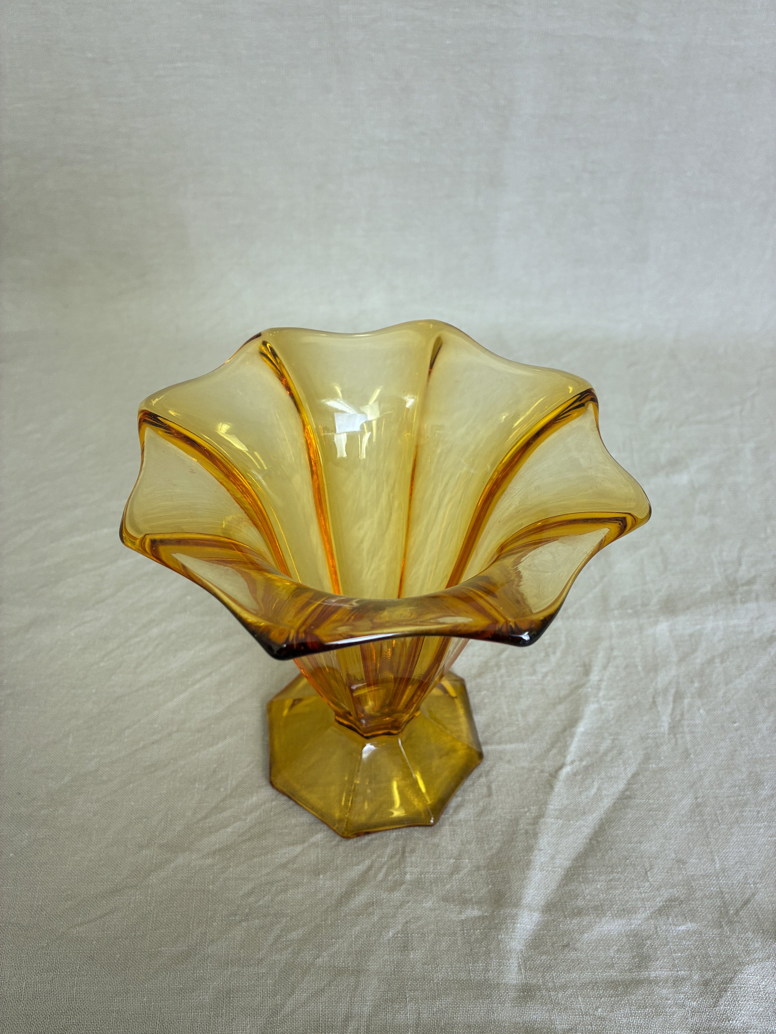 Sundae Glass Mini Vase-1.jpg