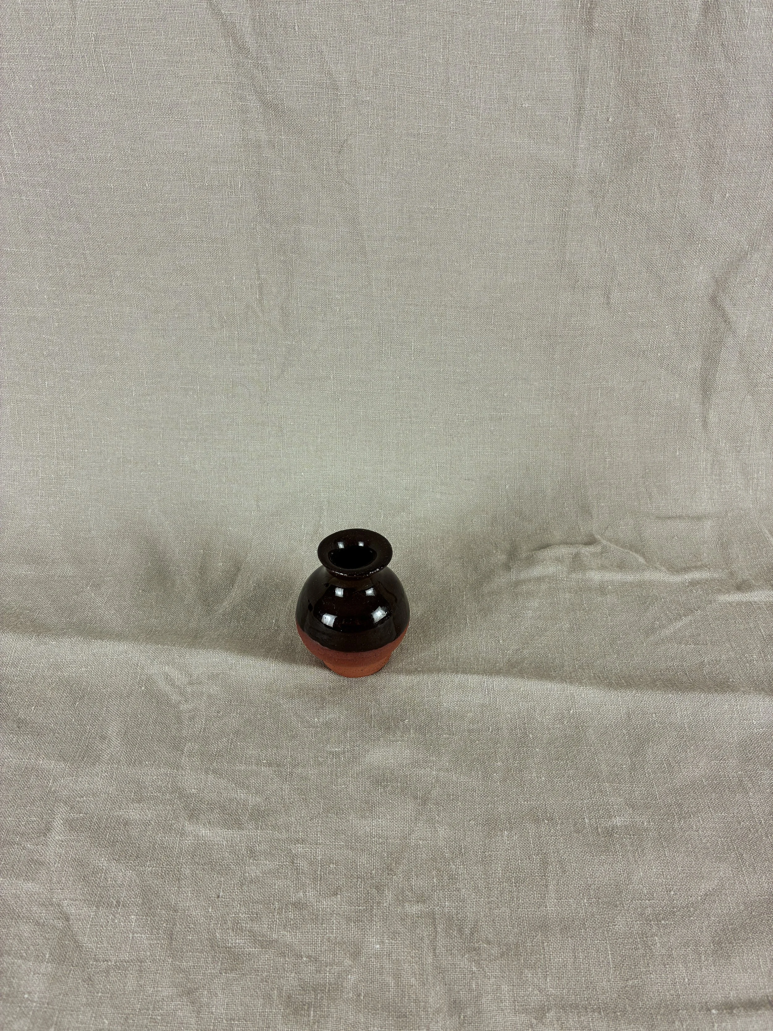 Margot tiny jug-2.jpg