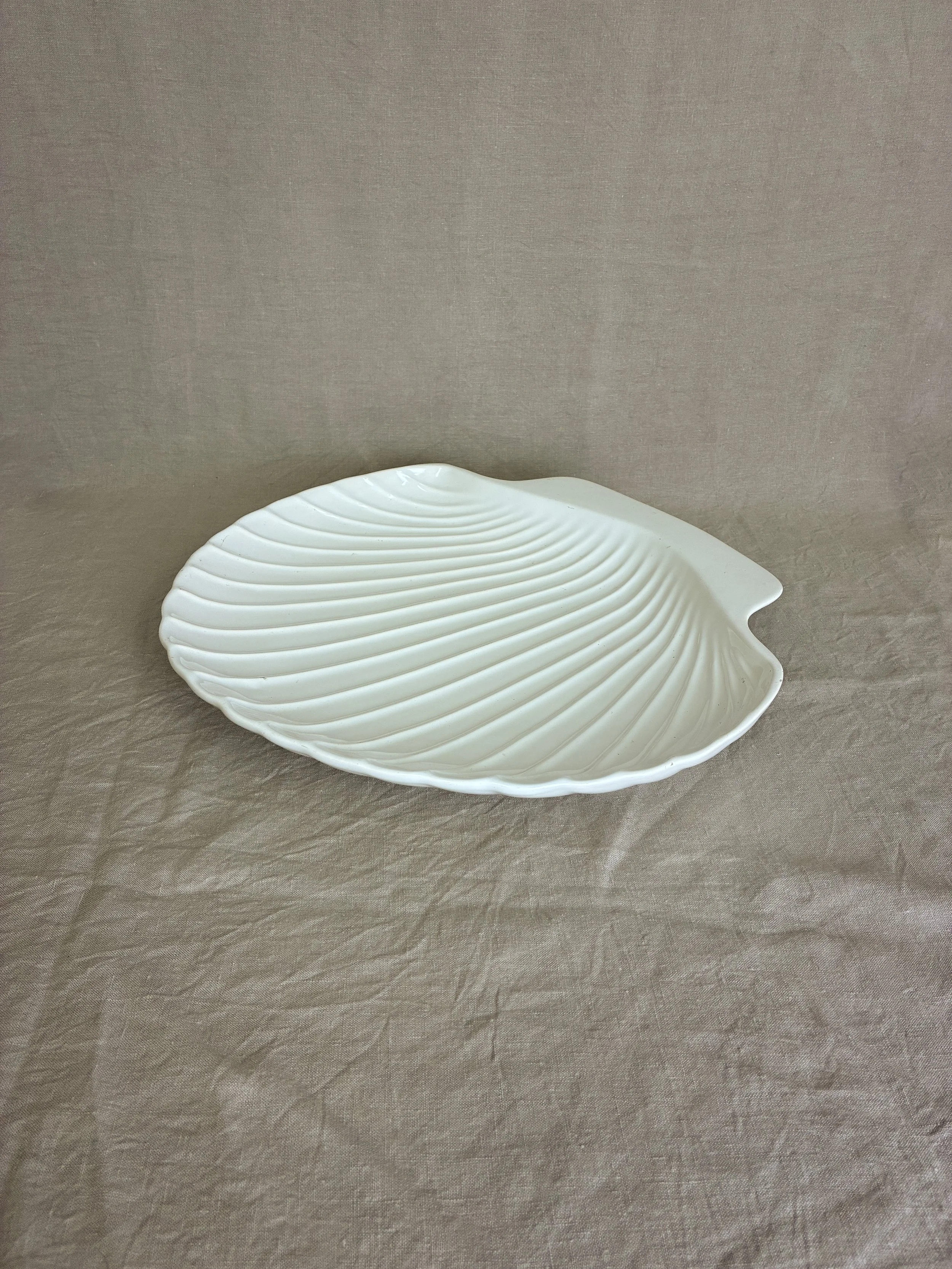 Surferina Shell Serving PLatter-3.jpg