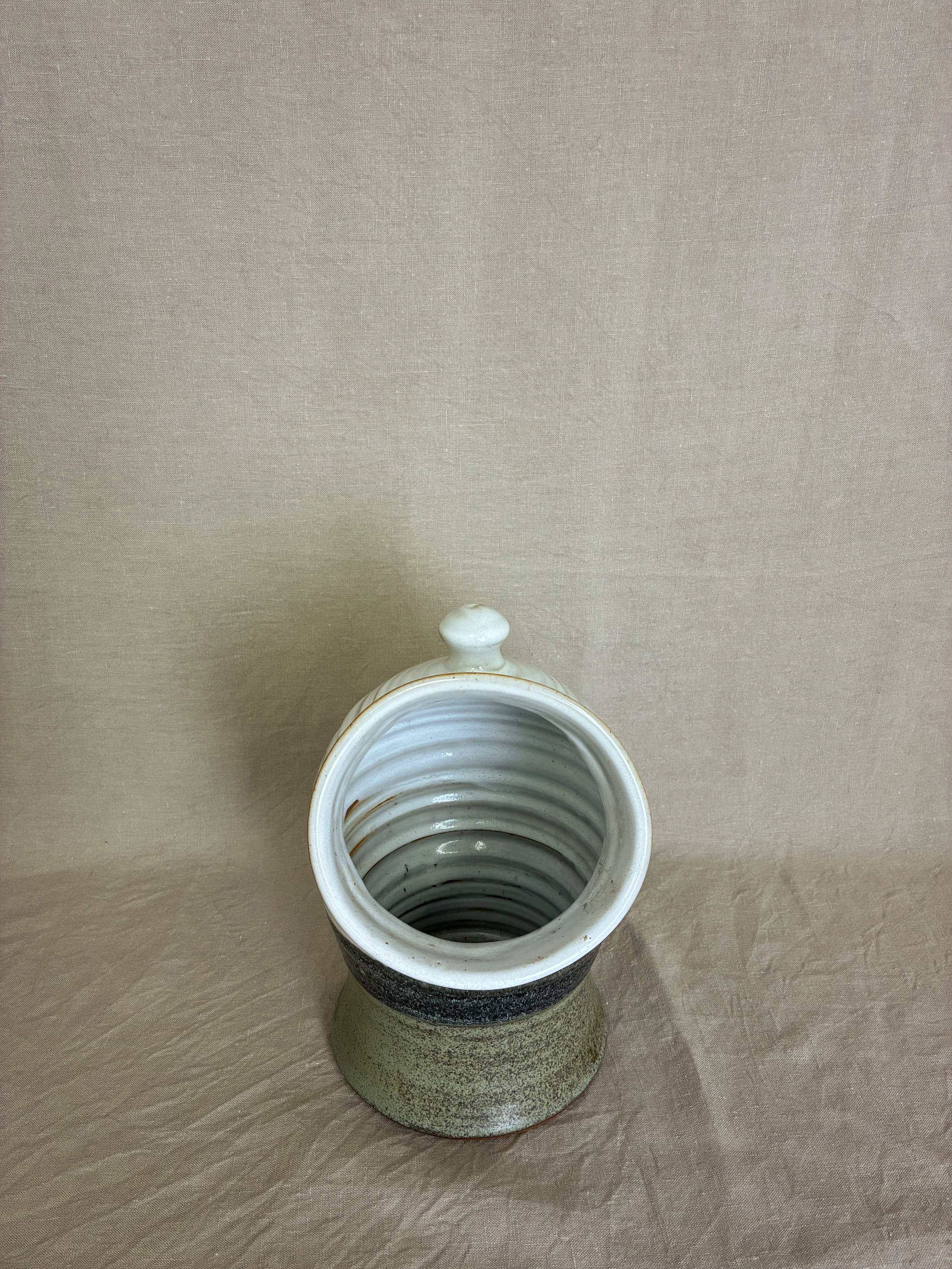 Demelza Extra Large Ceramic Salt Pig-6.jpg