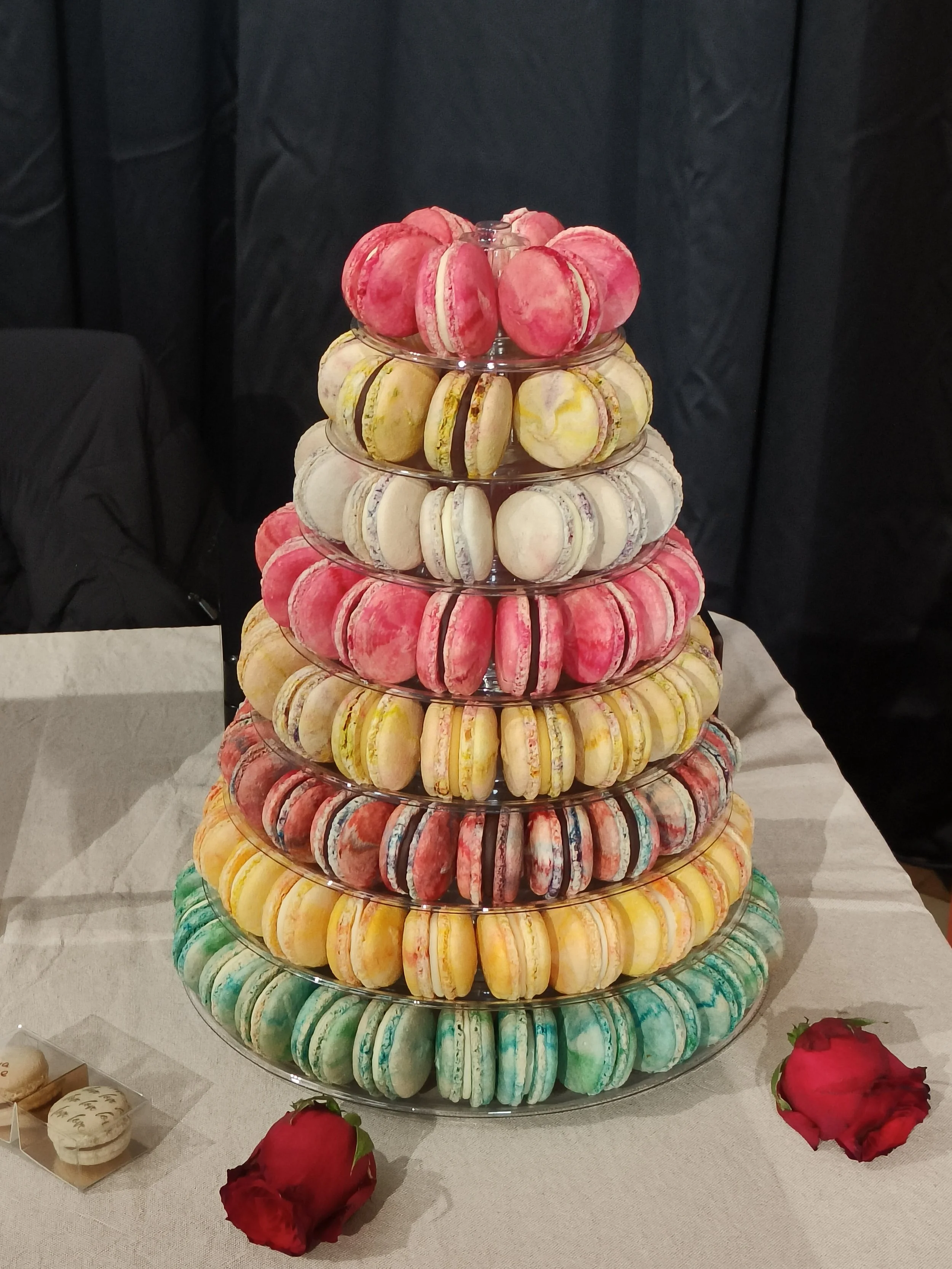 Macaron tower Viva Dulce