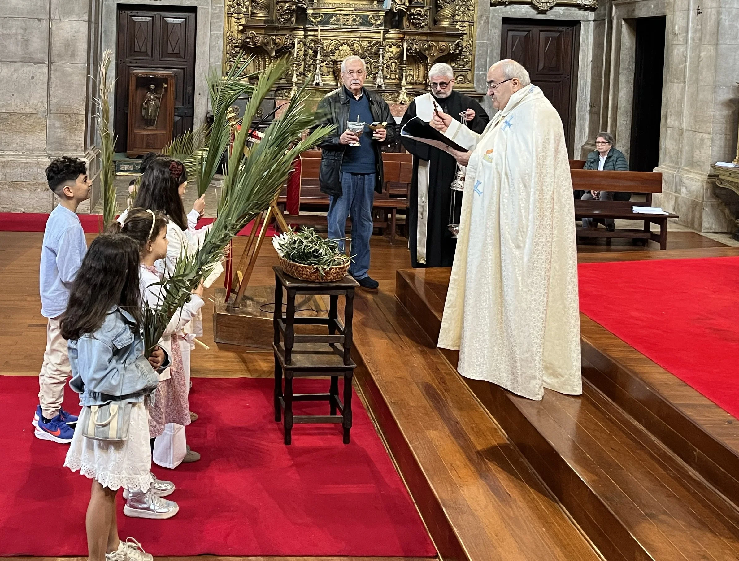 Lebanese Community in Lisbon Observes Palm Sunday with Maronite Bishop Maroun Nasser Al‑Gemayel