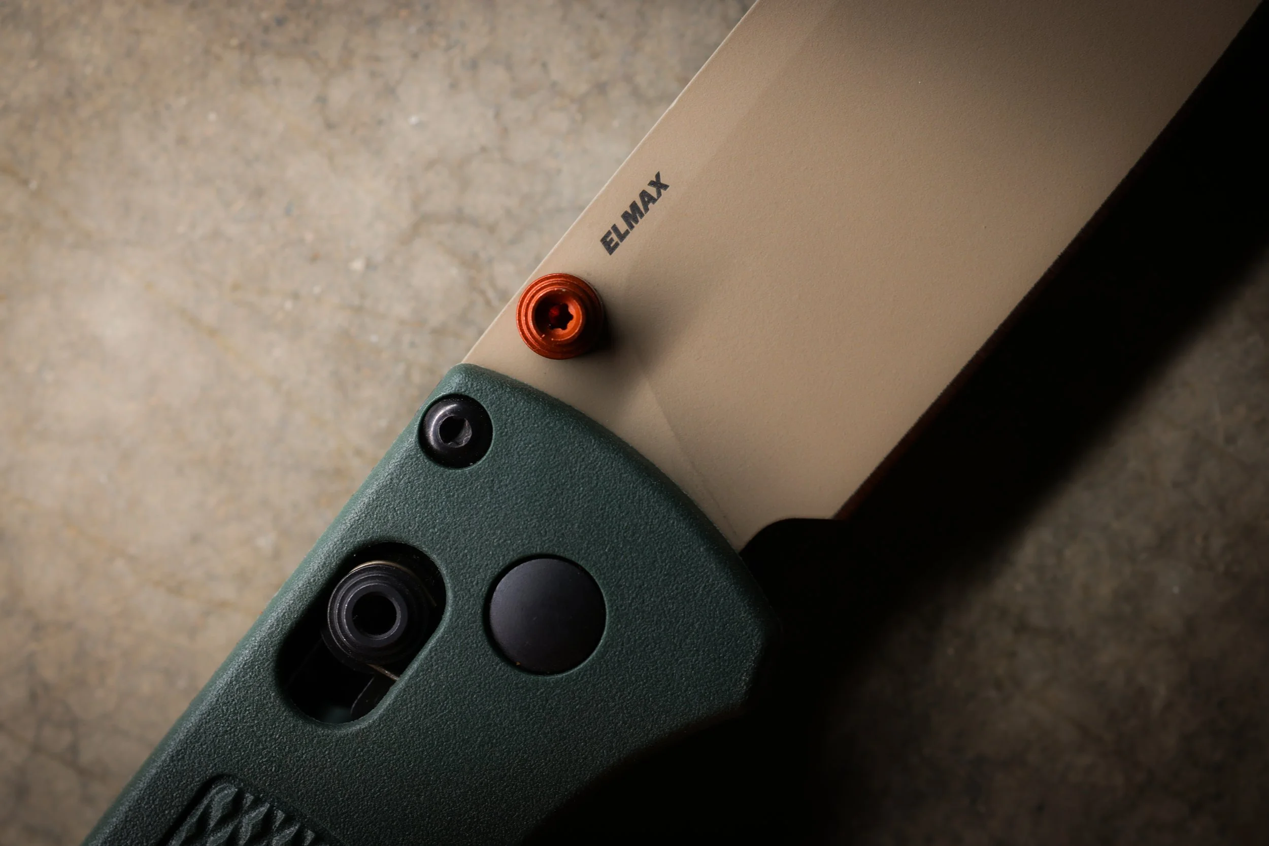 S1_26_535TN-2601 Bugout_Lifestyle_Russ Cosgrove_0054.jpg