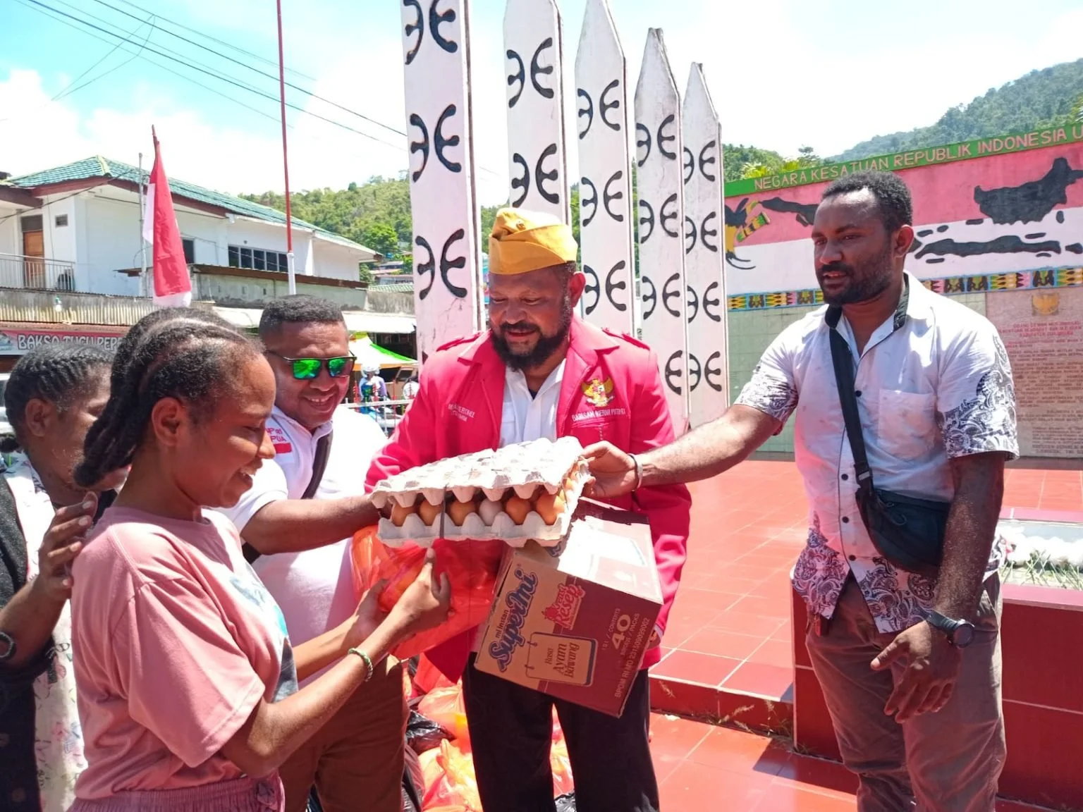 Bakti Sosial Barisan Merah Putih Papua