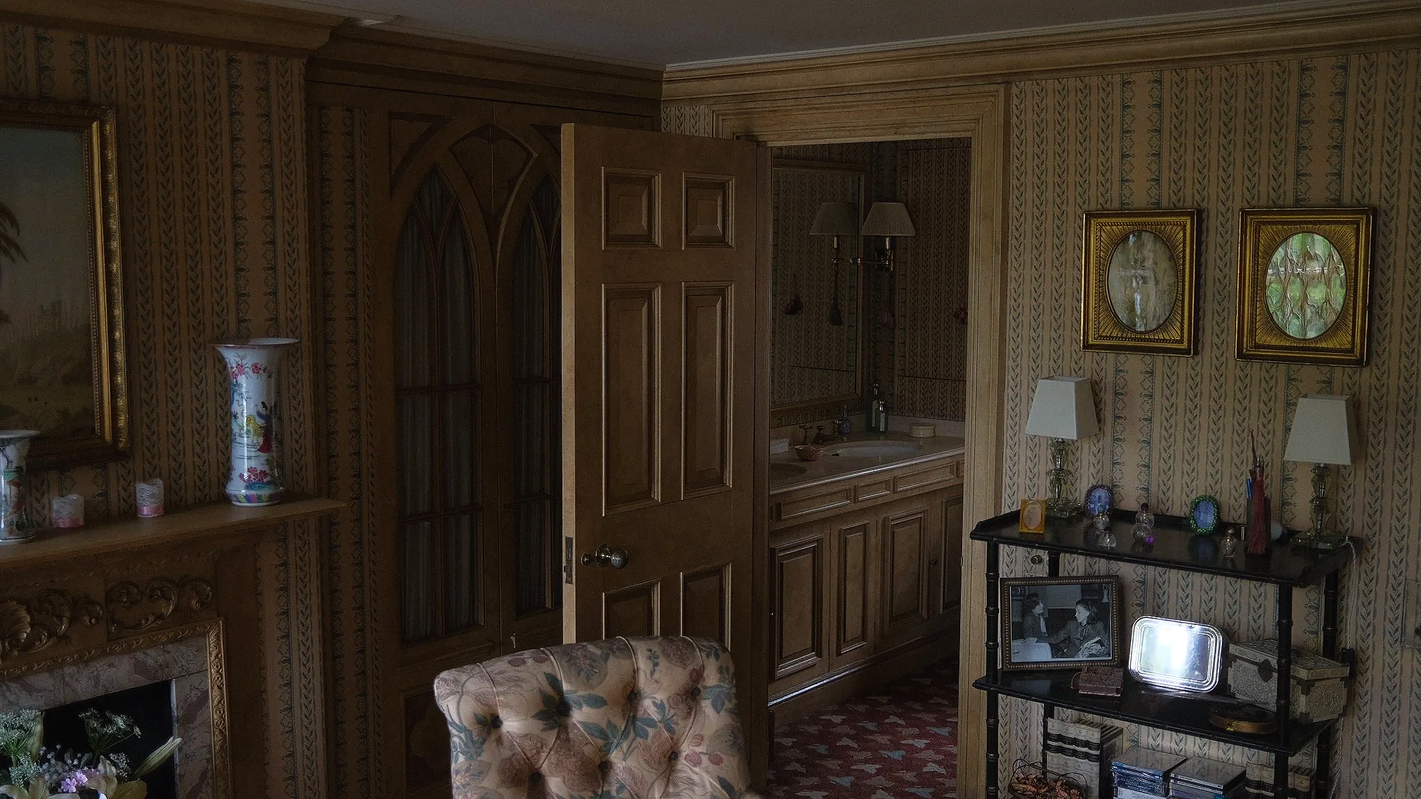 WARDROBE+-+BATHROOM+ENTRANCE+.png