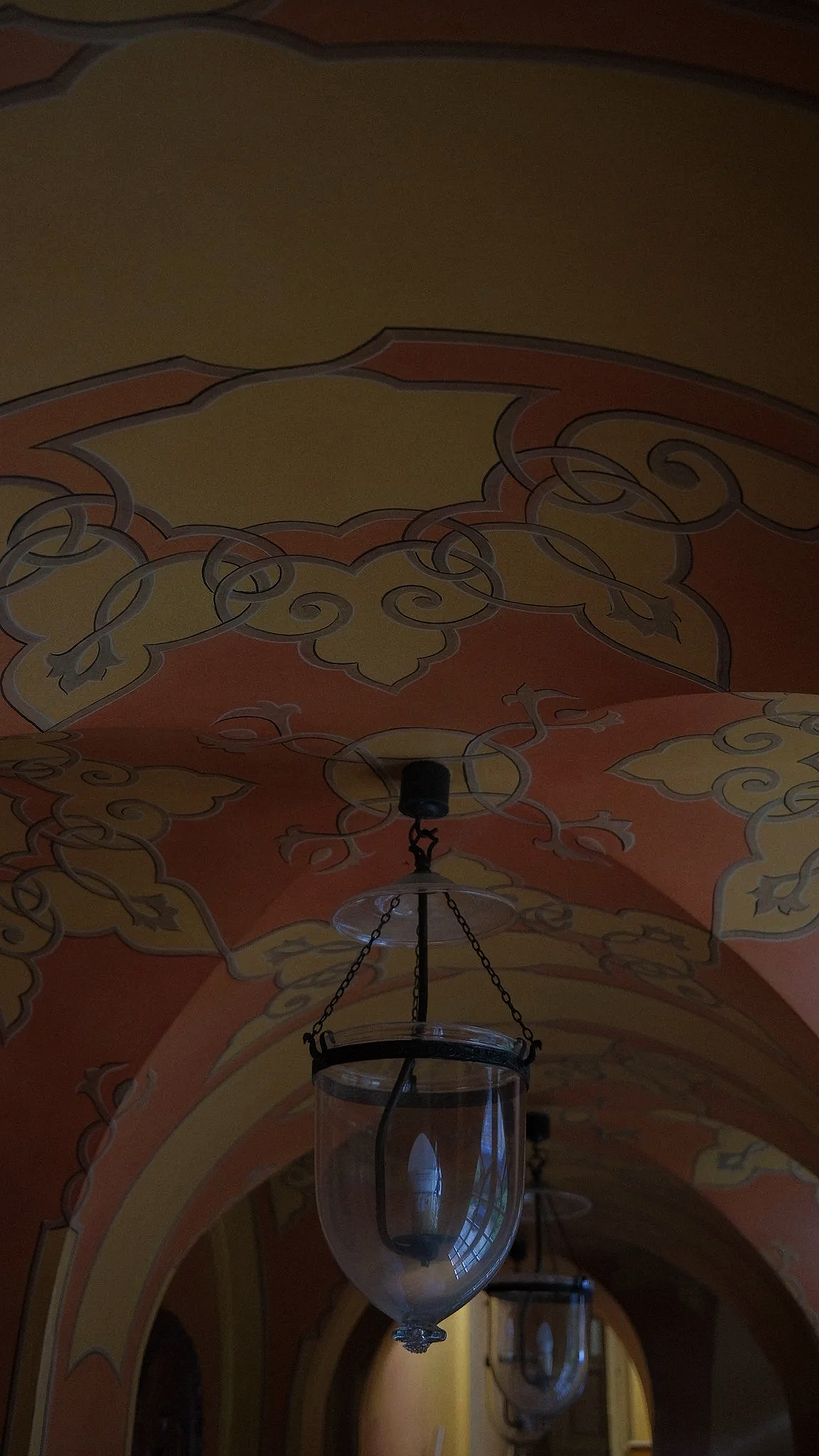 MAIN+HALLWAY+-+CELLING.png