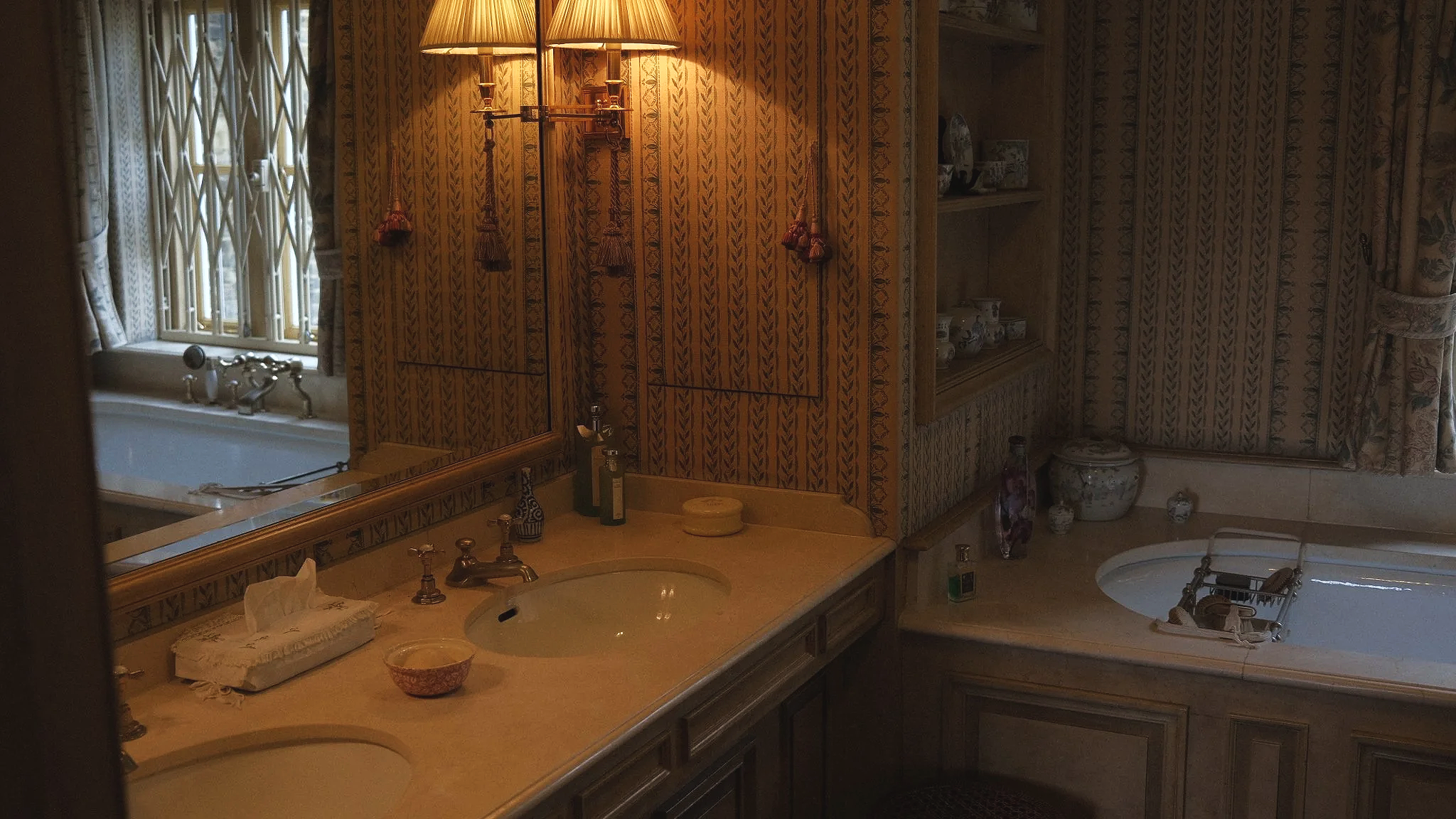 BATHROOM+TAPS+.png