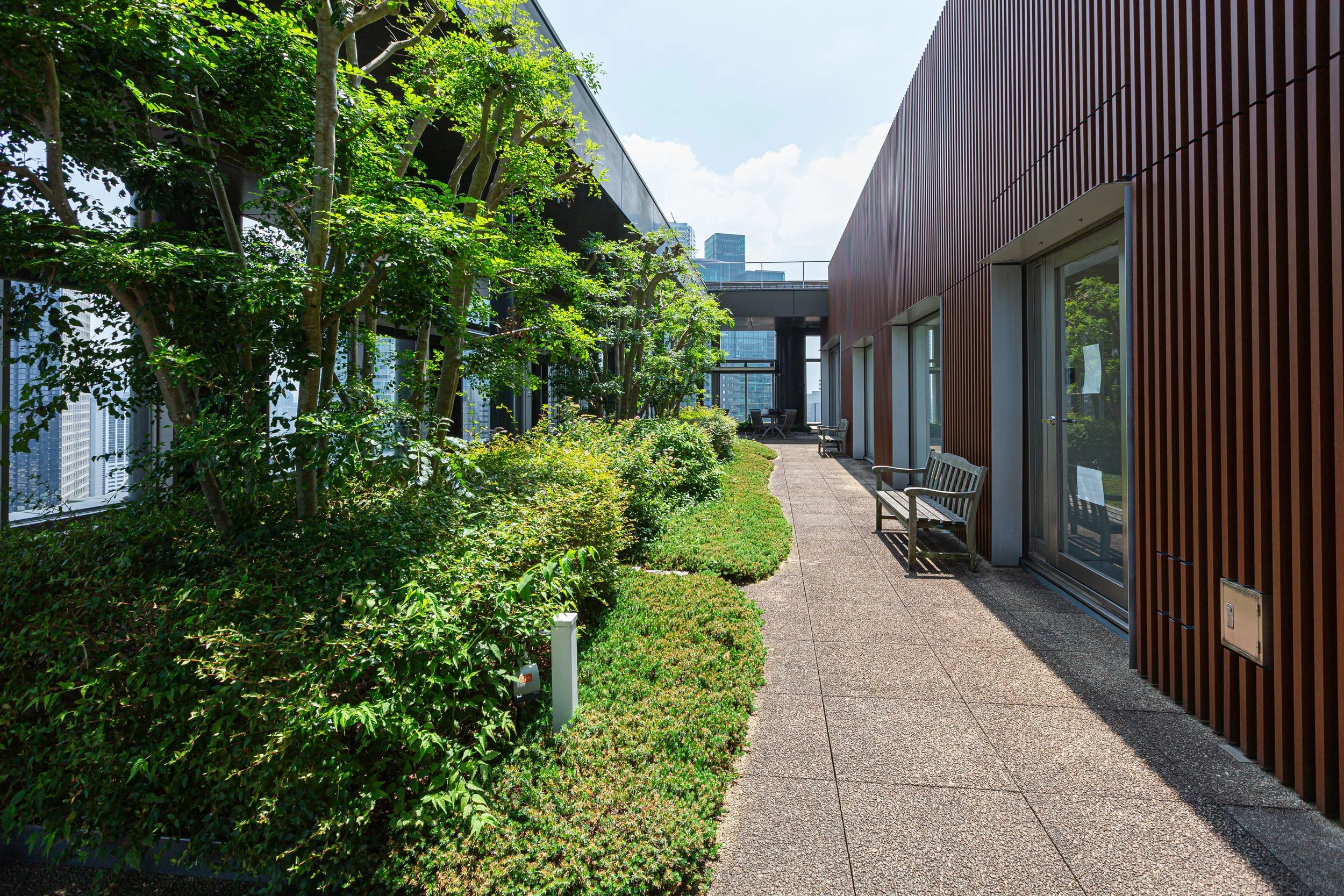 29 - 26F lounge.jpg