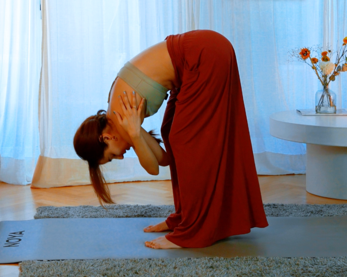 Yoga Somático vs. Yoga Tradicional: cuál es la diferencia real