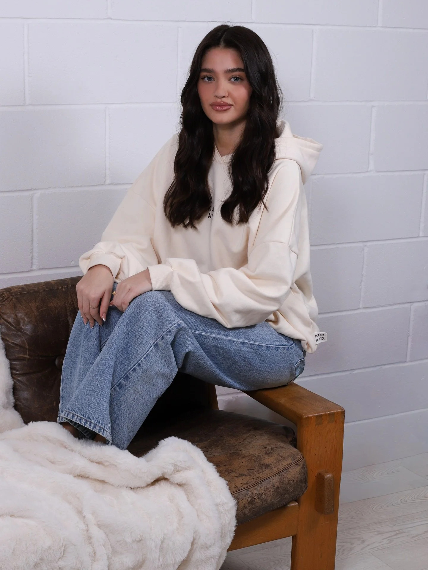 Kuratd Studio X The Style Strategist 

brand @kuratdstudio 
photography&nbsp;@blatantlylondonstudio 
creative direction&nbsp;@stylestrategiststudio

&bull;

#brandphotoshoot&nbsp;#londonphotographer&nbsp;#londonphotostudio&nbsp;#shootbts&nbsp;#fashio