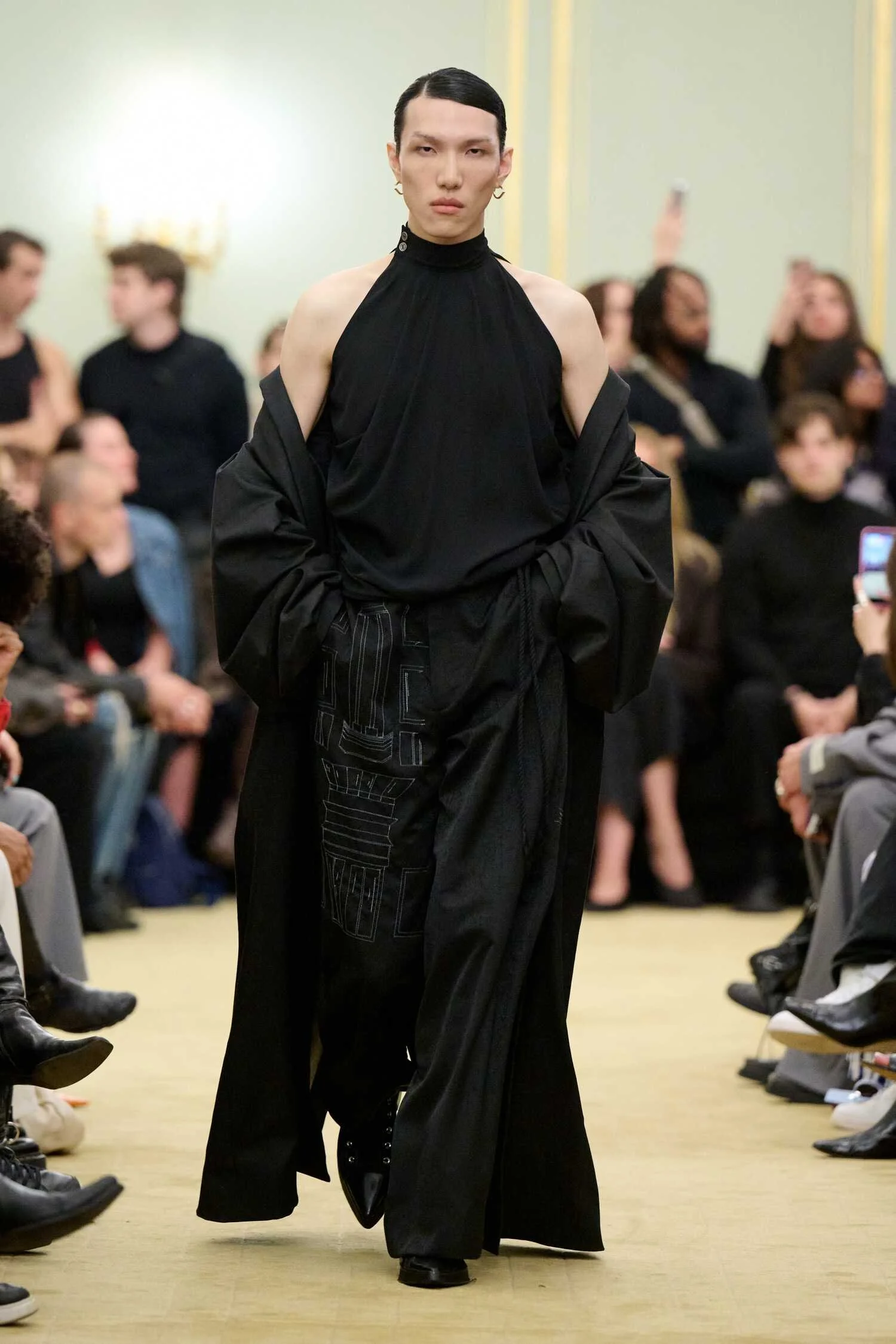 Haderlump_SS27_Look010_by_James_Cochrane_for_BFW_PRESS.jpg
