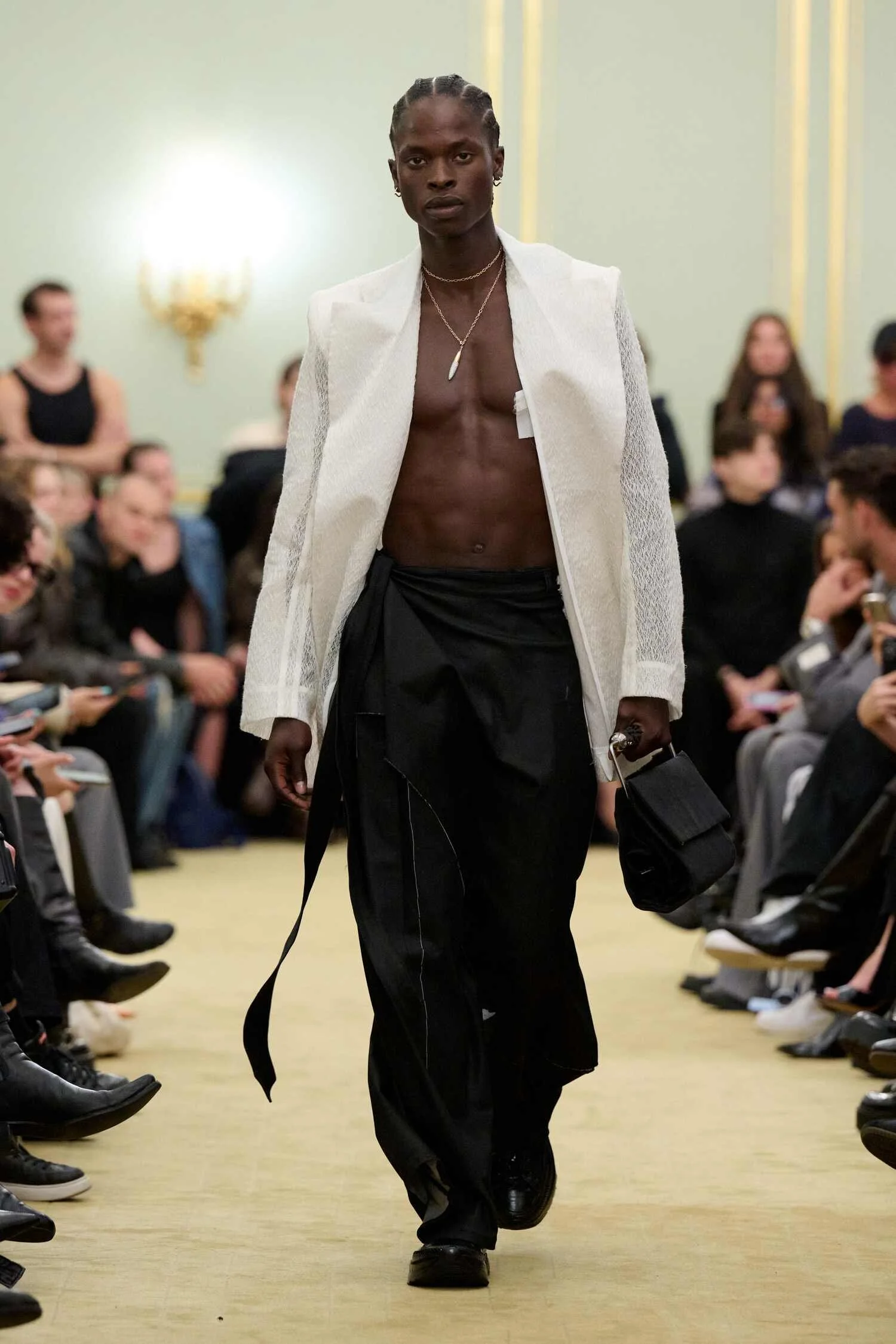 Haderlump_SS27_Look016_by_James_Cochrane_for_BFW_PRESS.jpg