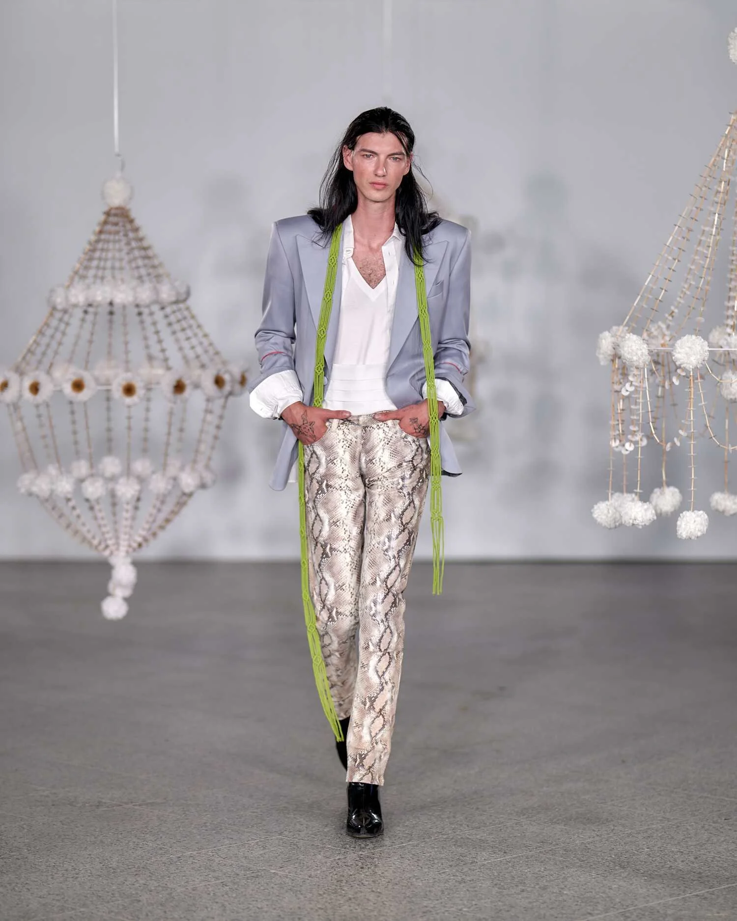 MariuszPRZYBYLSKI_SS27_Runway8_by_FilipOkopny (1).jpg