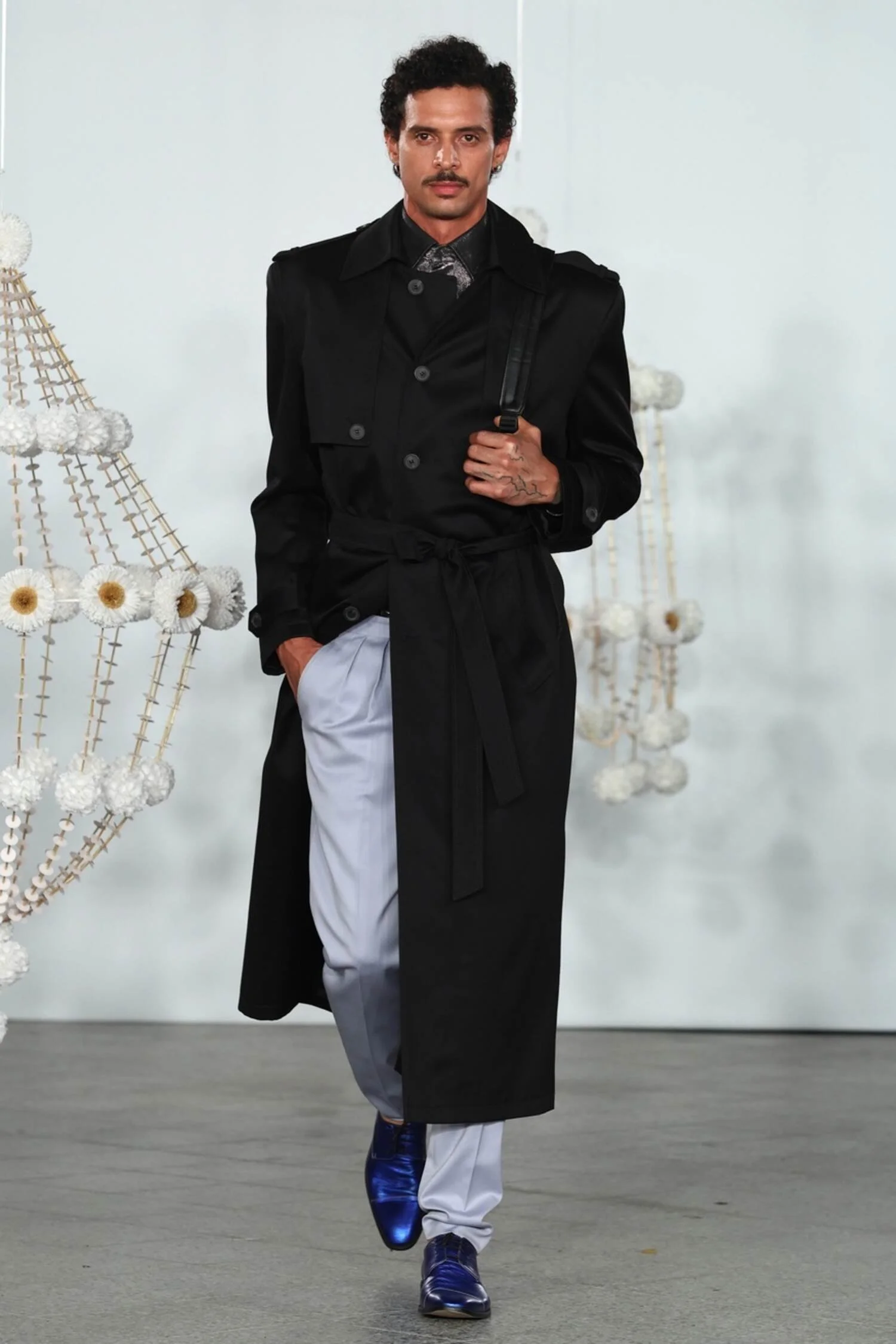 Mariusz_Przybylski_SS27_RUNWAY_Look21_Press_by_Boris Marberg_for_BFW.jpg