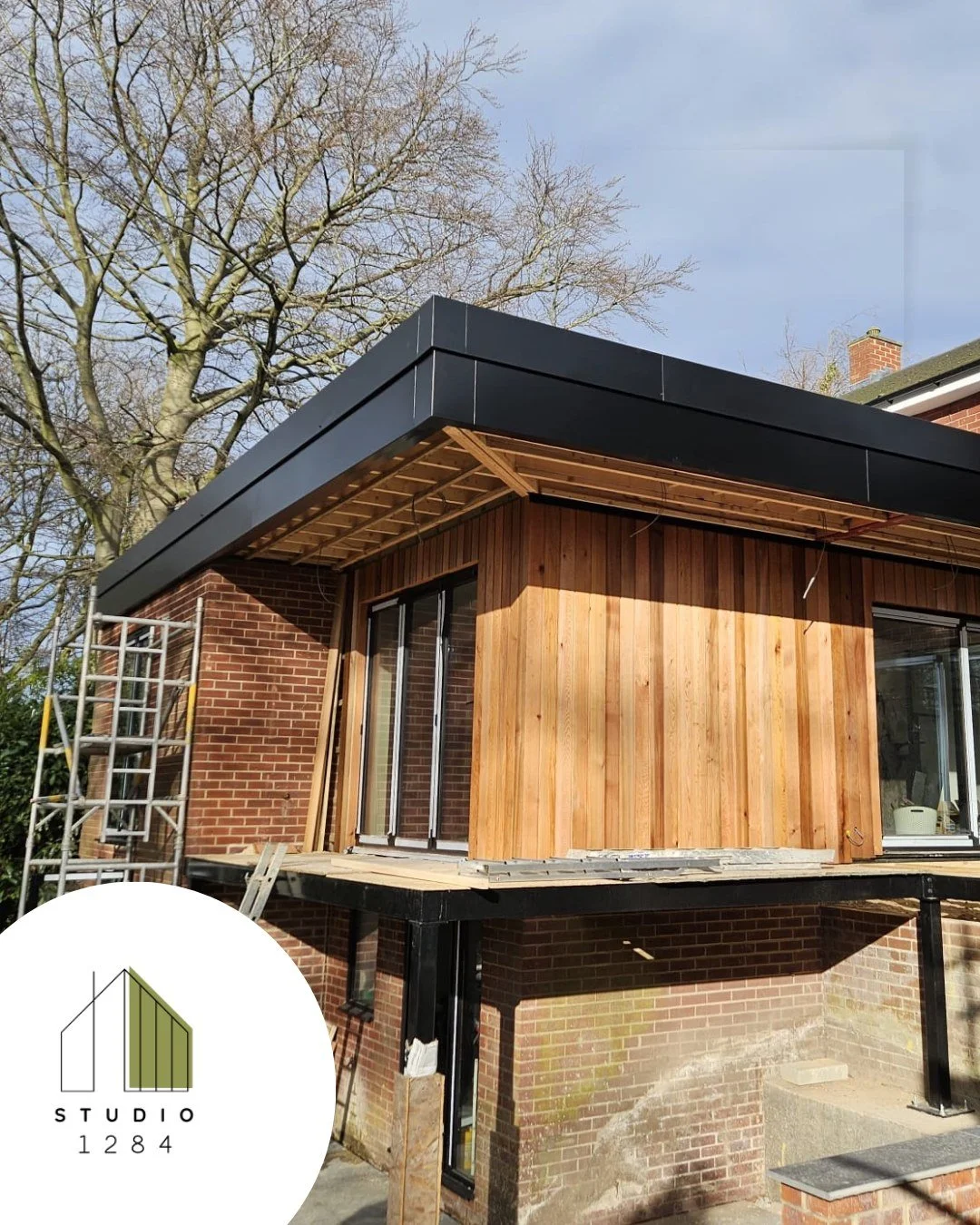 Looking forward to getting back on site with @tjd_build_ltd and seeing the externals / landscaping of this project been completed - frameless glass surround, composite decking and render finish incoming. 

Watch this space for all the details. 

#lan