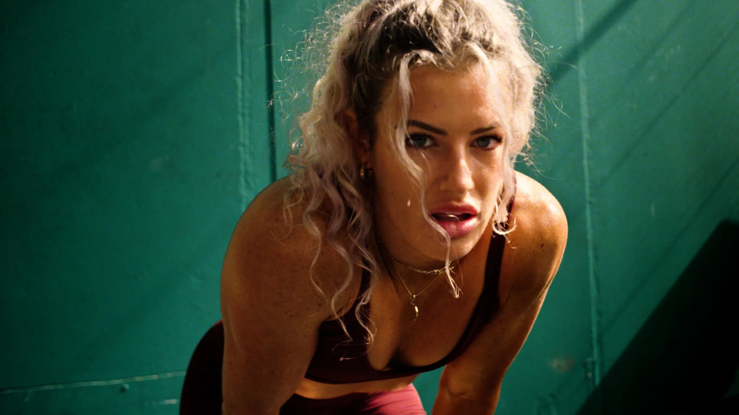 Sequence 01.00_00_17_00.Still005.jpg