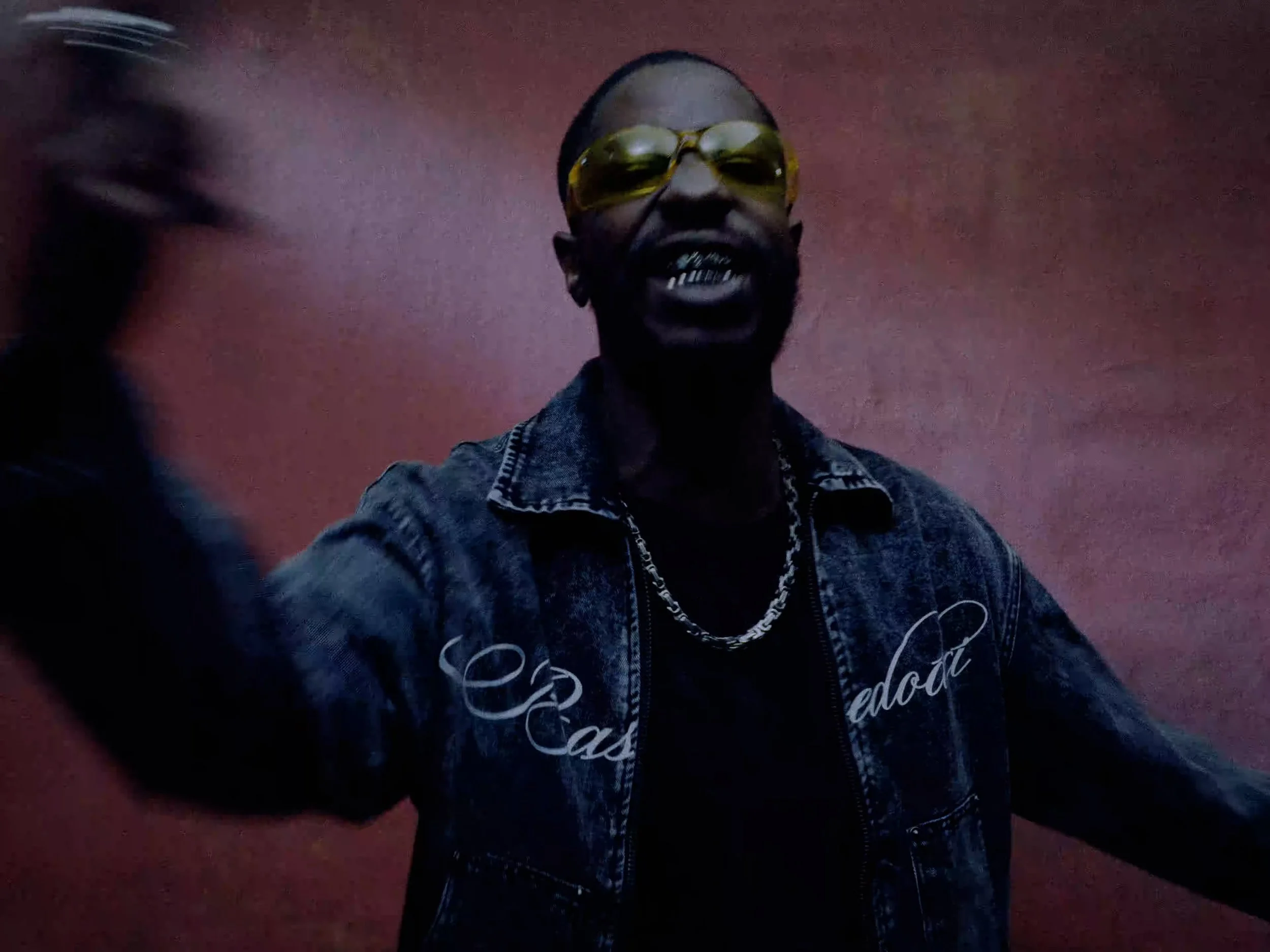 Sequence 01.00_00_12_11.Still008.jpg