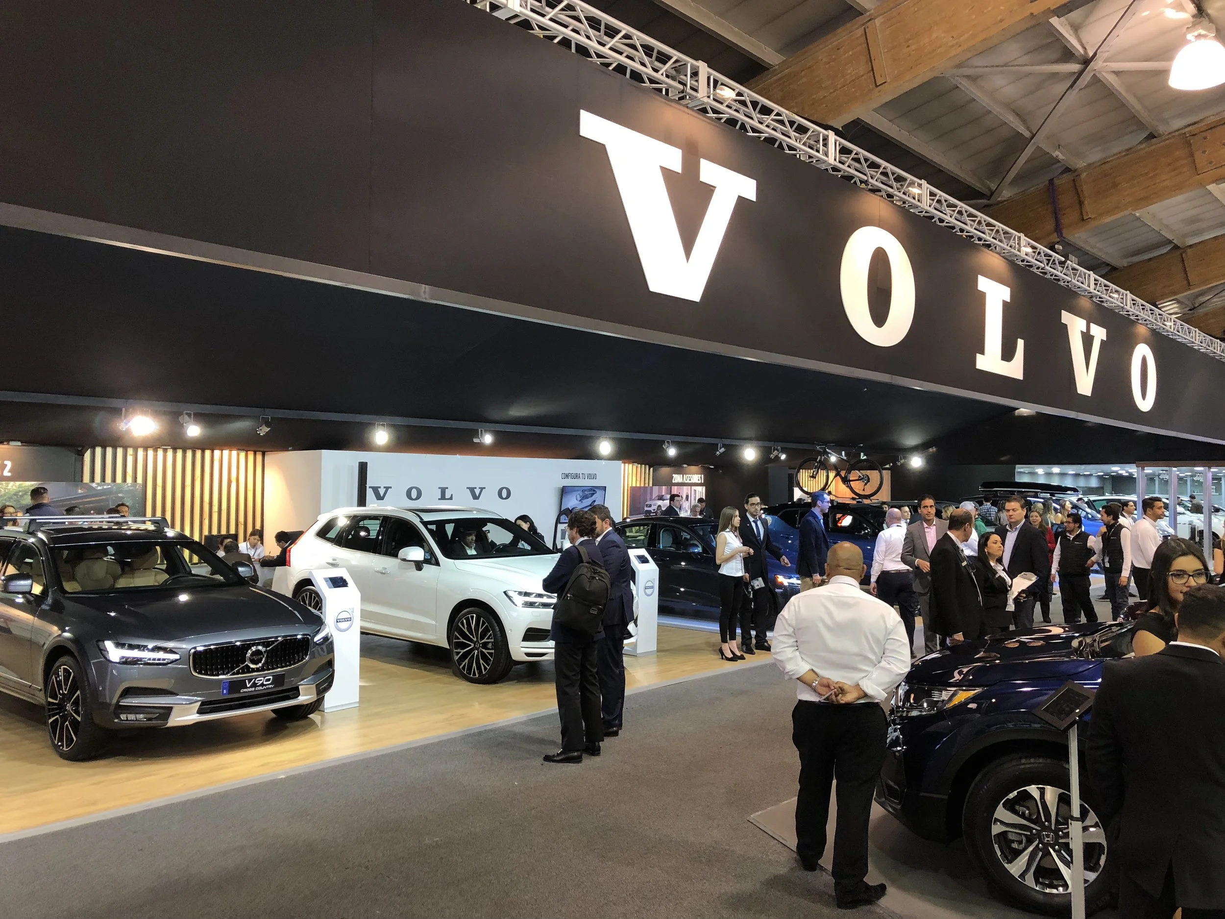 Volvo XC60 V90 S60 Bogotá, Colombia auto show