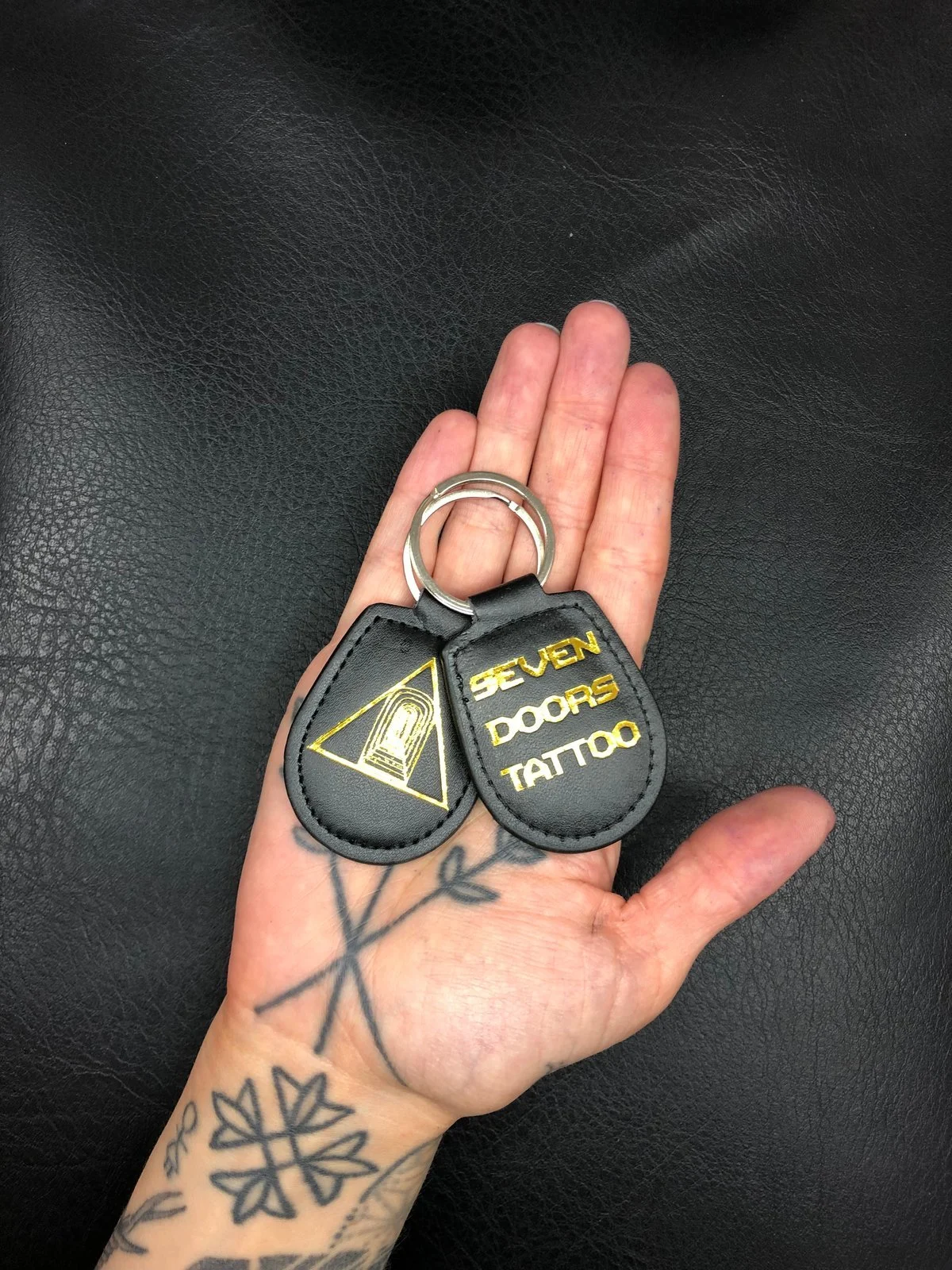 sevendoors-keyring.jpg