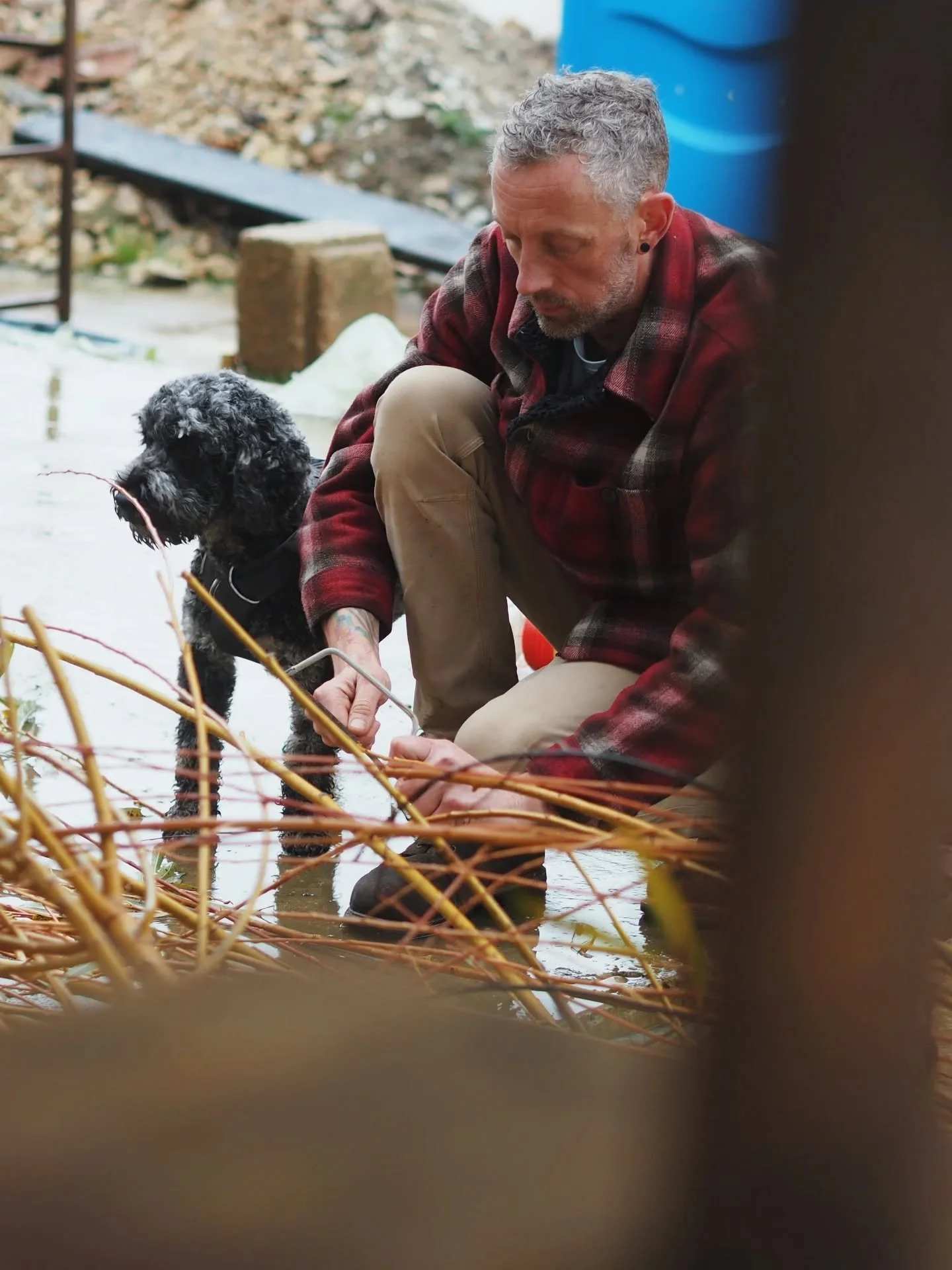 A huge thank you to everyone who came along to our first work party!

It was wonderful to meet some new faces and catch up with folks who just popped by for a chat.

We made great progress: a few of our no-dig beds are now taking shape and we trimmed