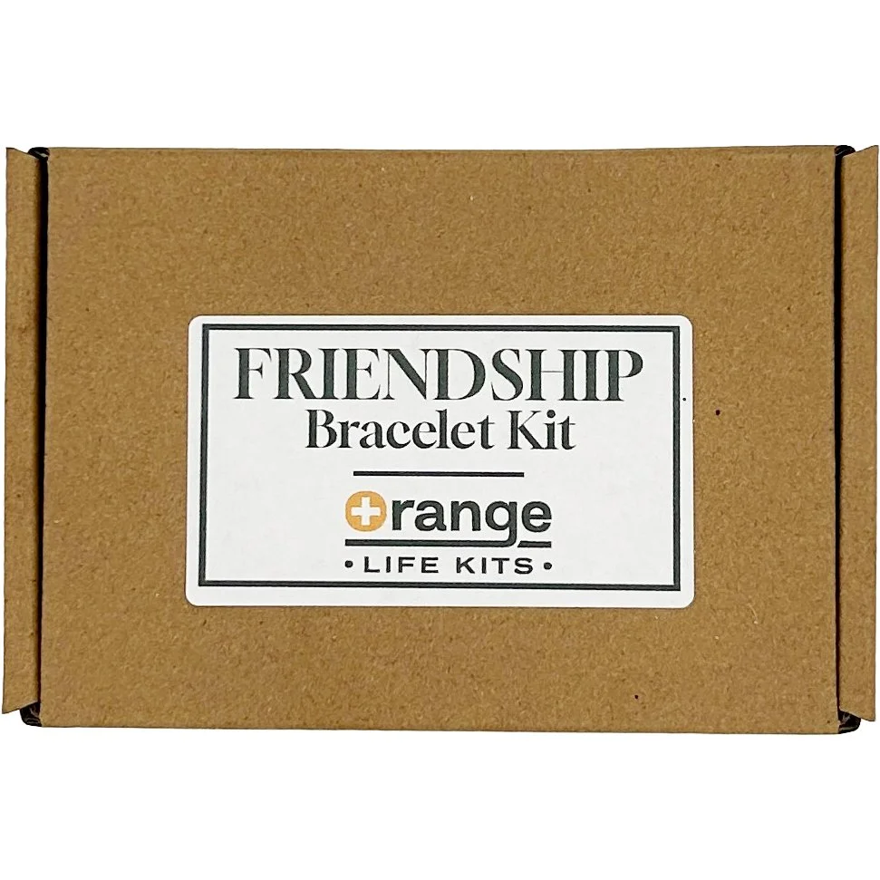 FRIENDSHIP-BRACELET-KIT-BOX.jpg