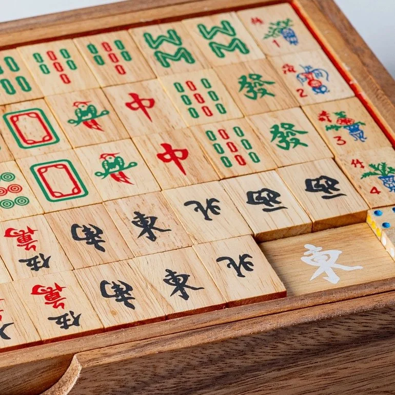 Mahjong-Game-Set.jpg