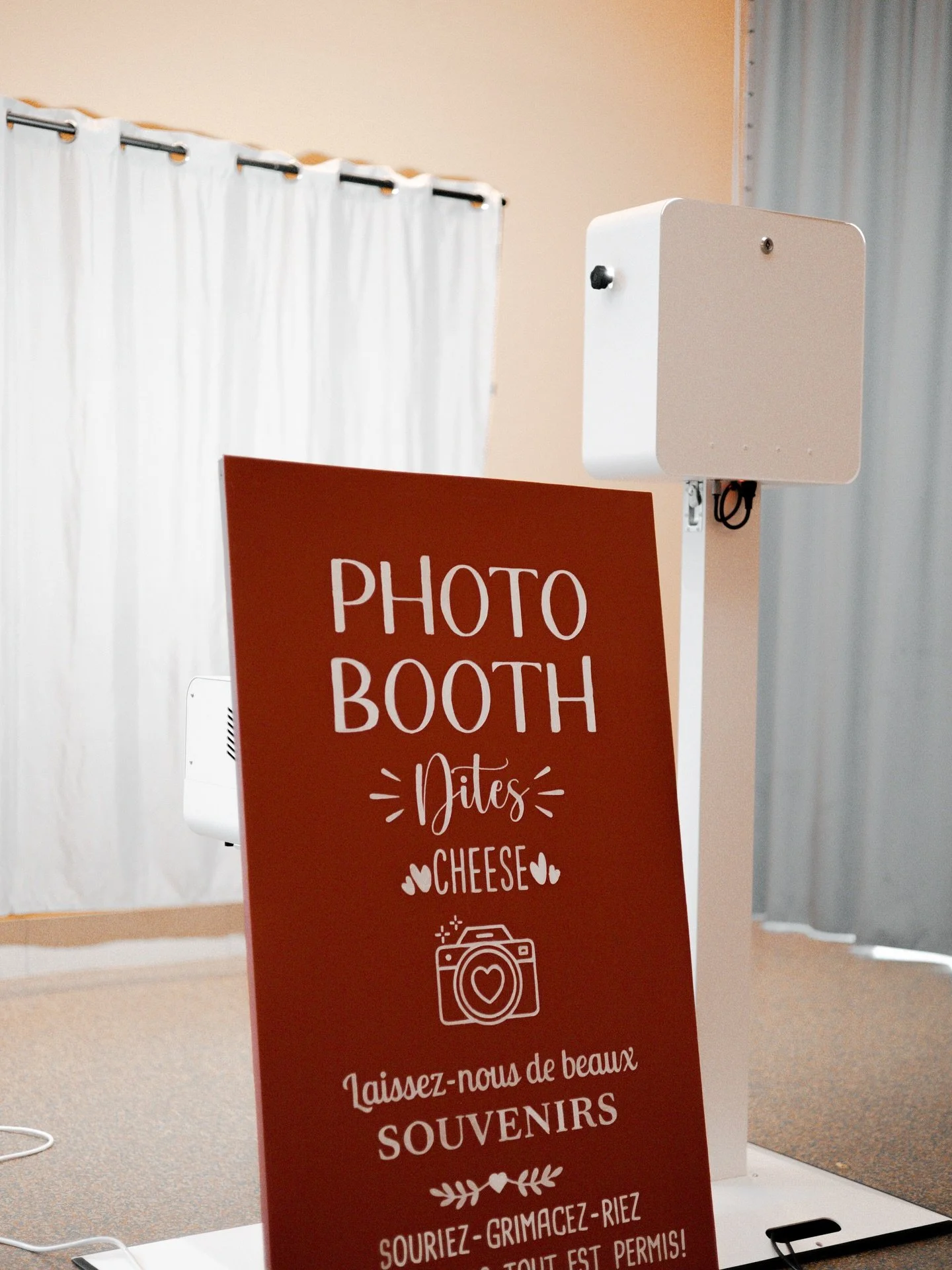 📸✨ Une soir&eacute;e haute en &eacute;motion et en engagement !
Nous avons eu le plaisir d&rsquo;installer notre photobooth lors du D&icirc;ner de Gala &eacute;toil&eacute; des @alsa_twins, organis&eacute; pour soutenir leur participation au @rallye