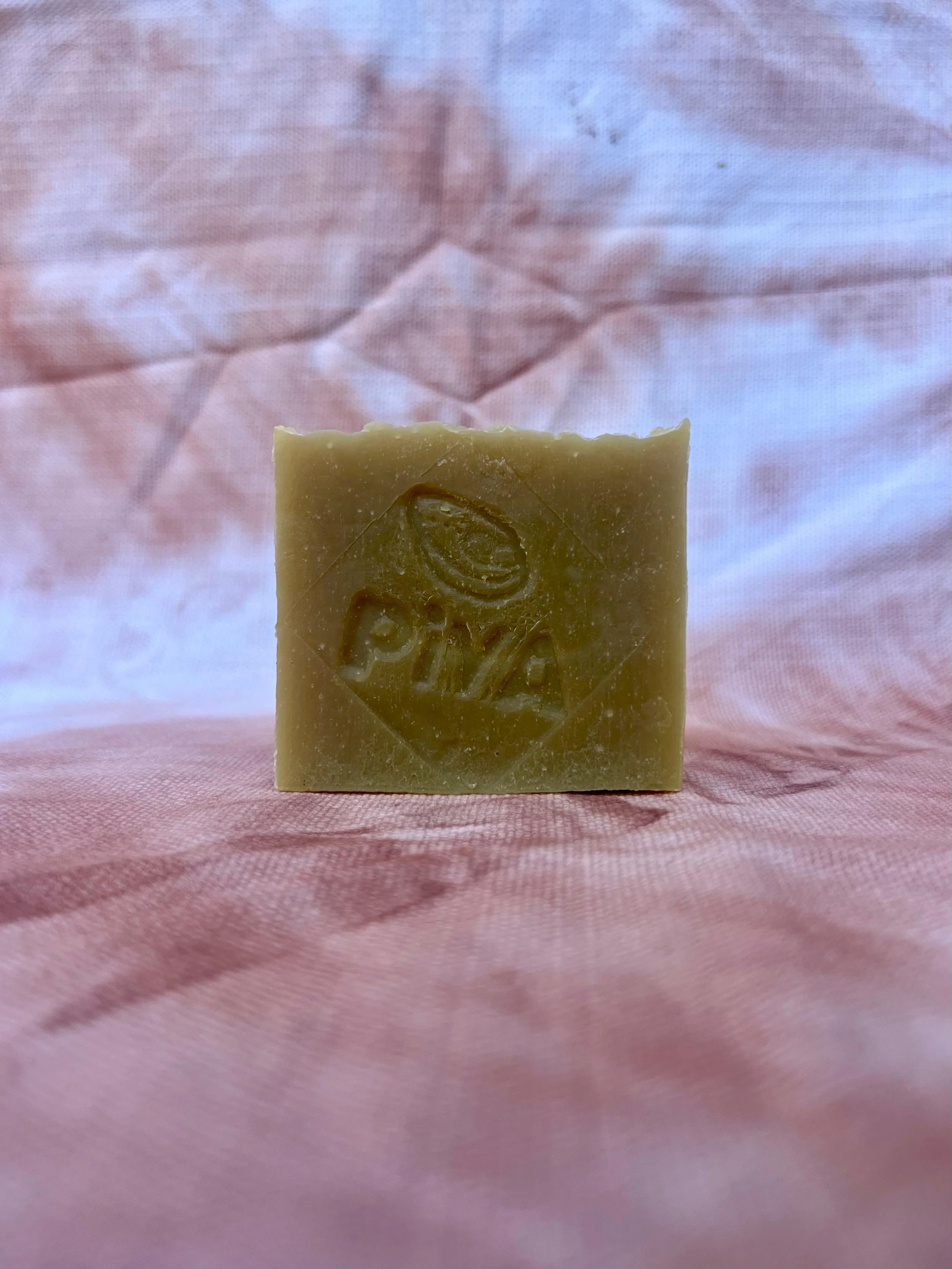 Douceur d’avocat PIYA – Savon artisanal à l’Huile d’avocat