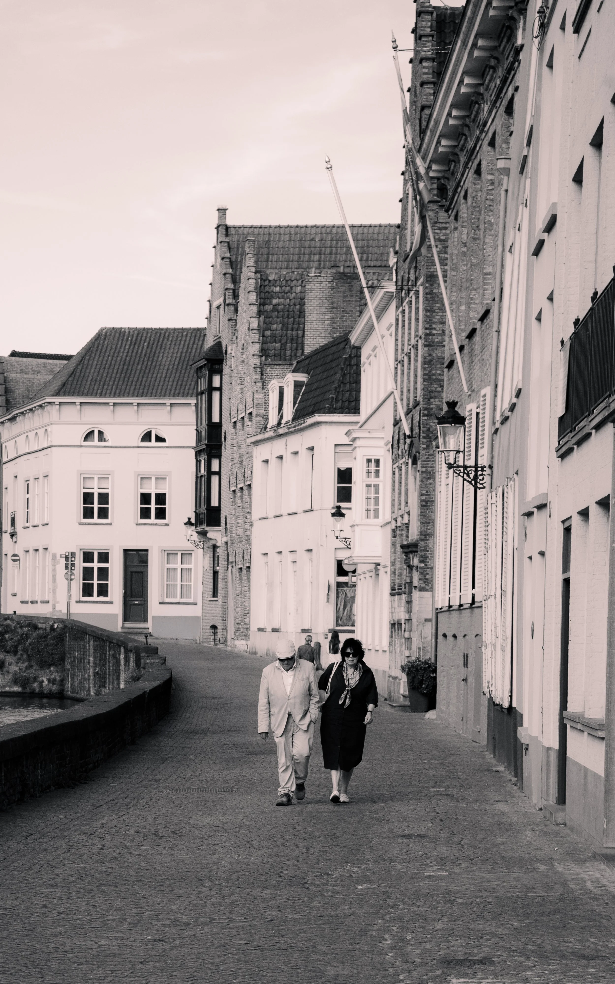Couple walking Bruges PS edit.jpg