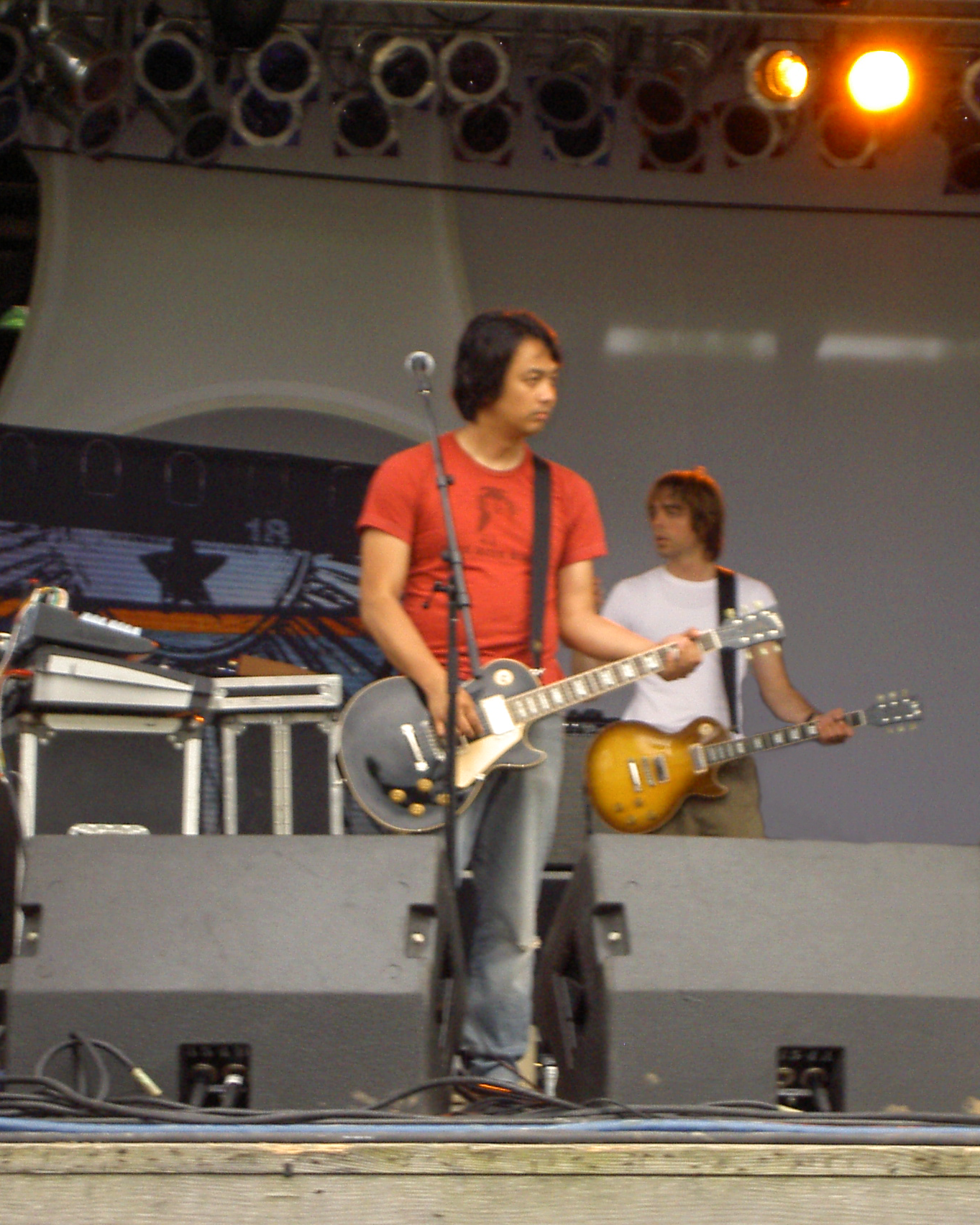 switchfoot-band-001.png