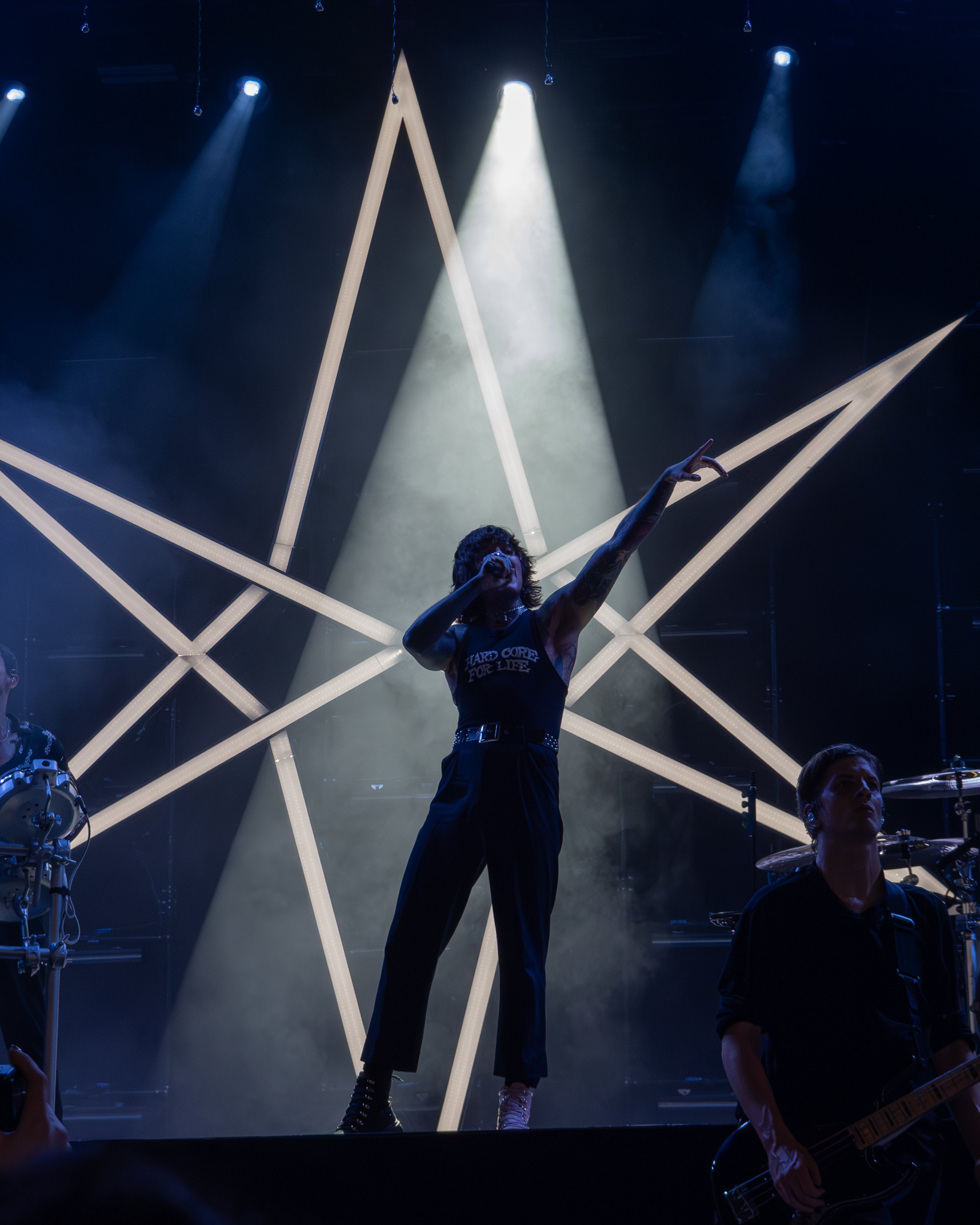 bmth-1-2.jpg