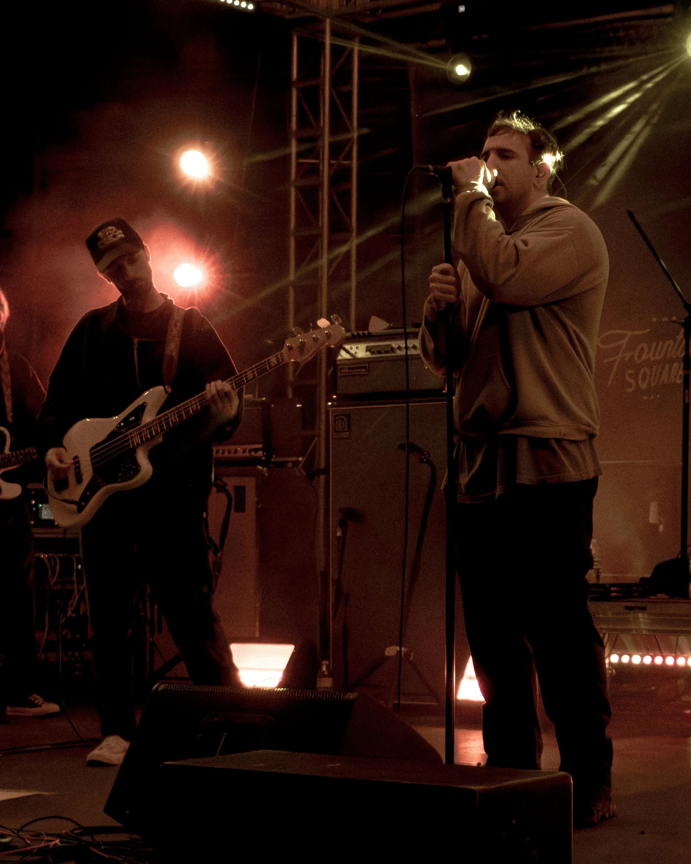 citizen-11.jpg