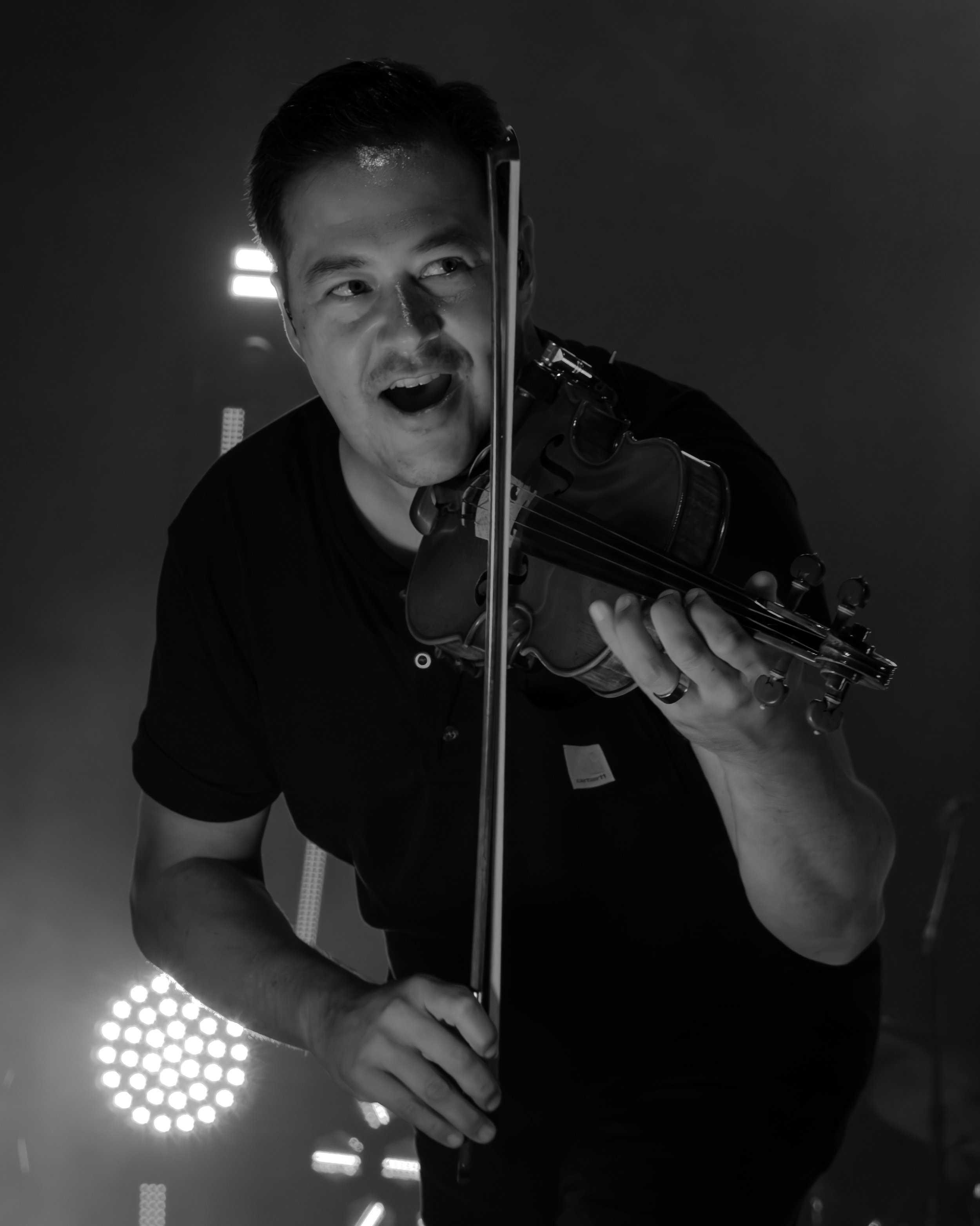 yellowcard-bw-8.jpg